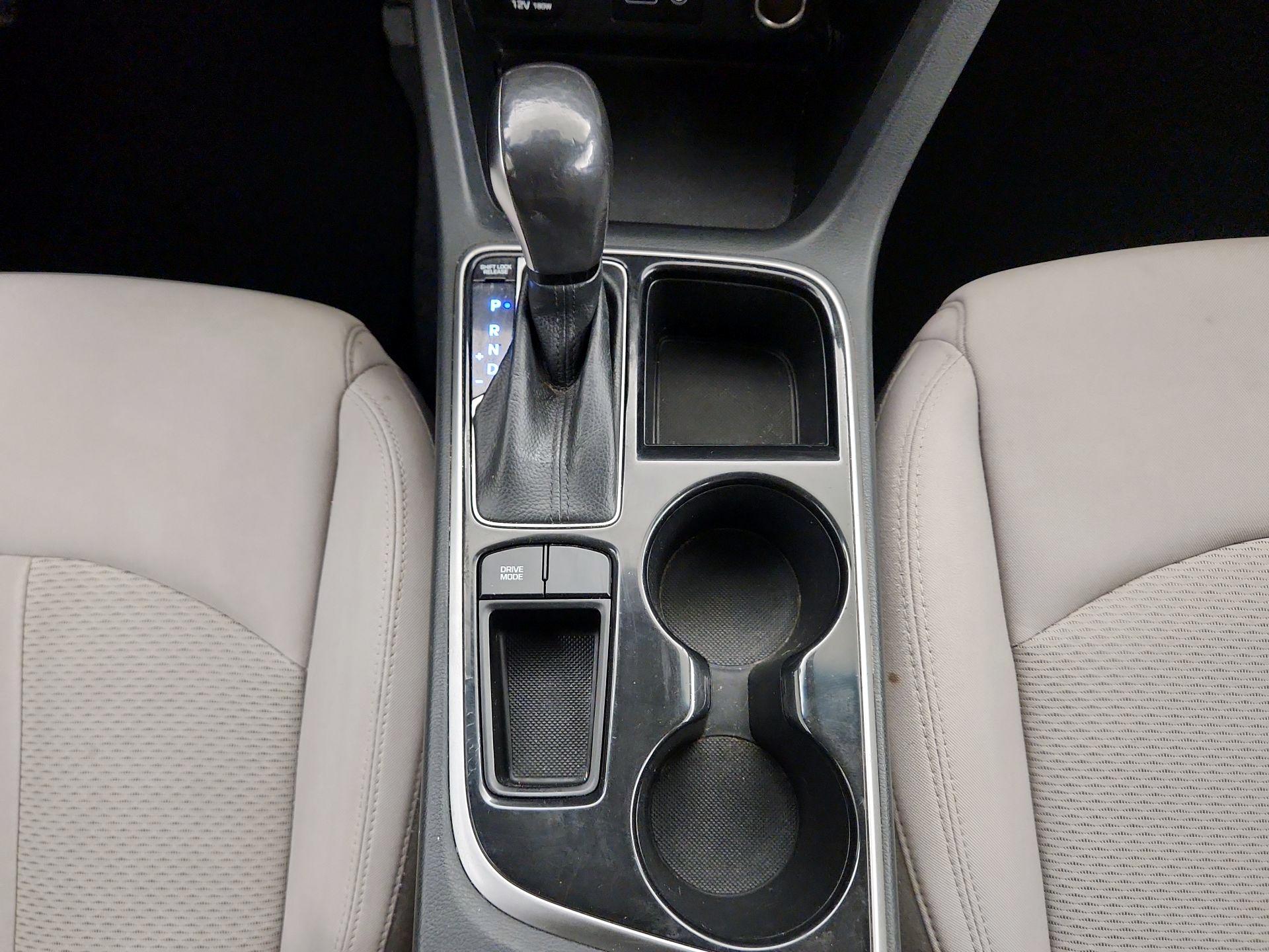 Thumbnail: 2018 Hyundai Sonata - 17