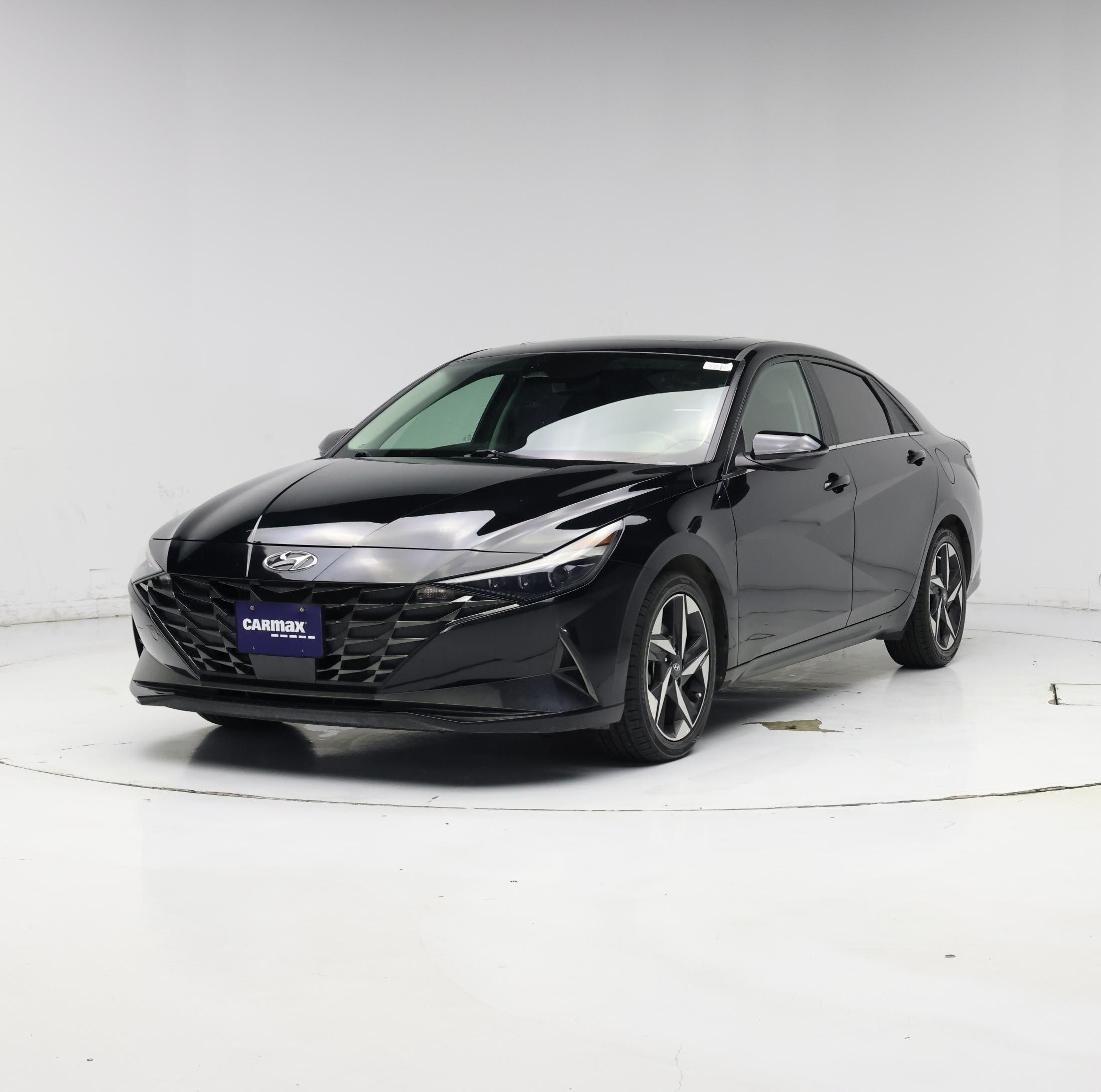 Thumbnail: 2021 Hyundai Elantra - 4