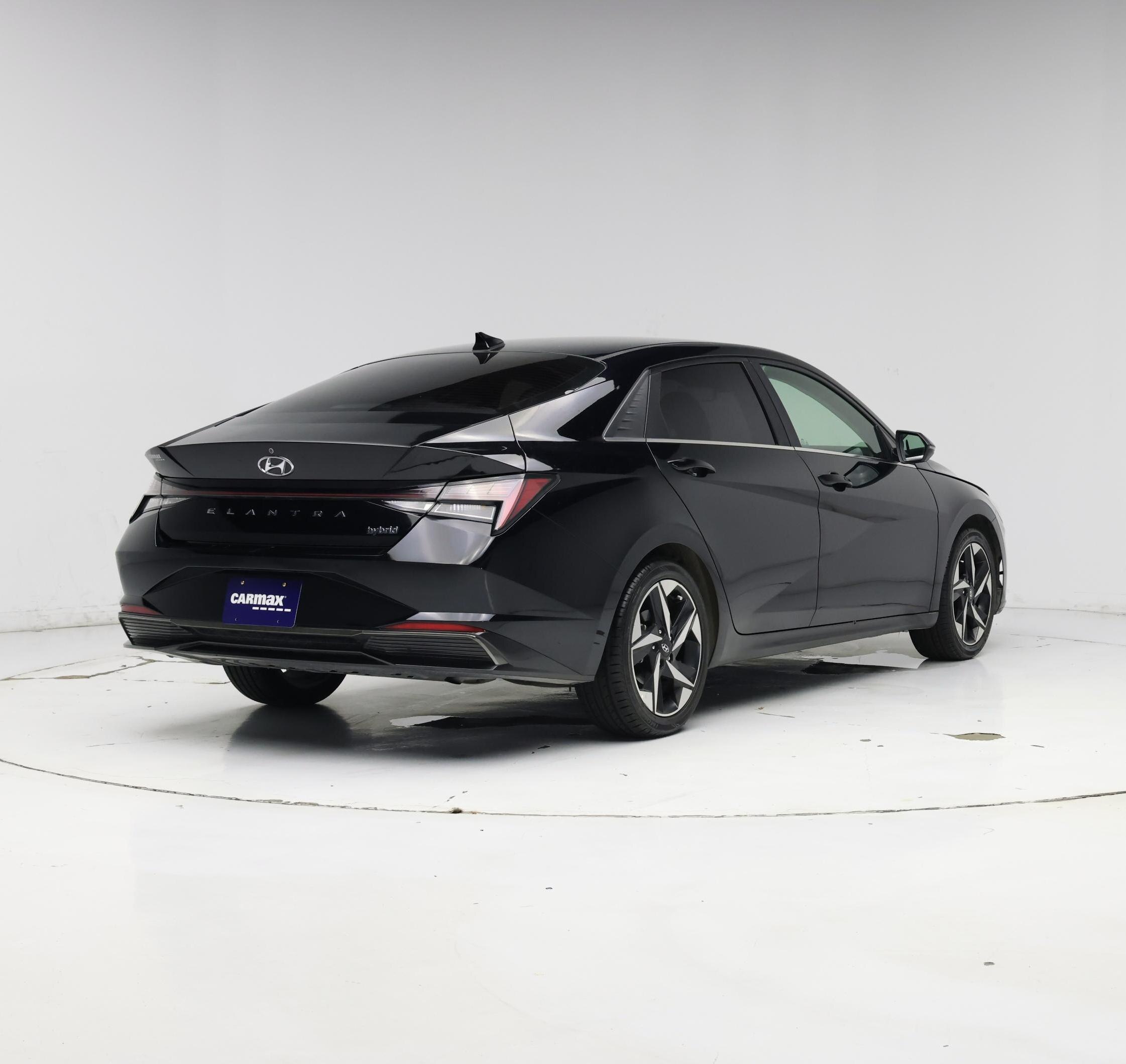 Thumbnail: 2021 Hyundai Elantra - 8