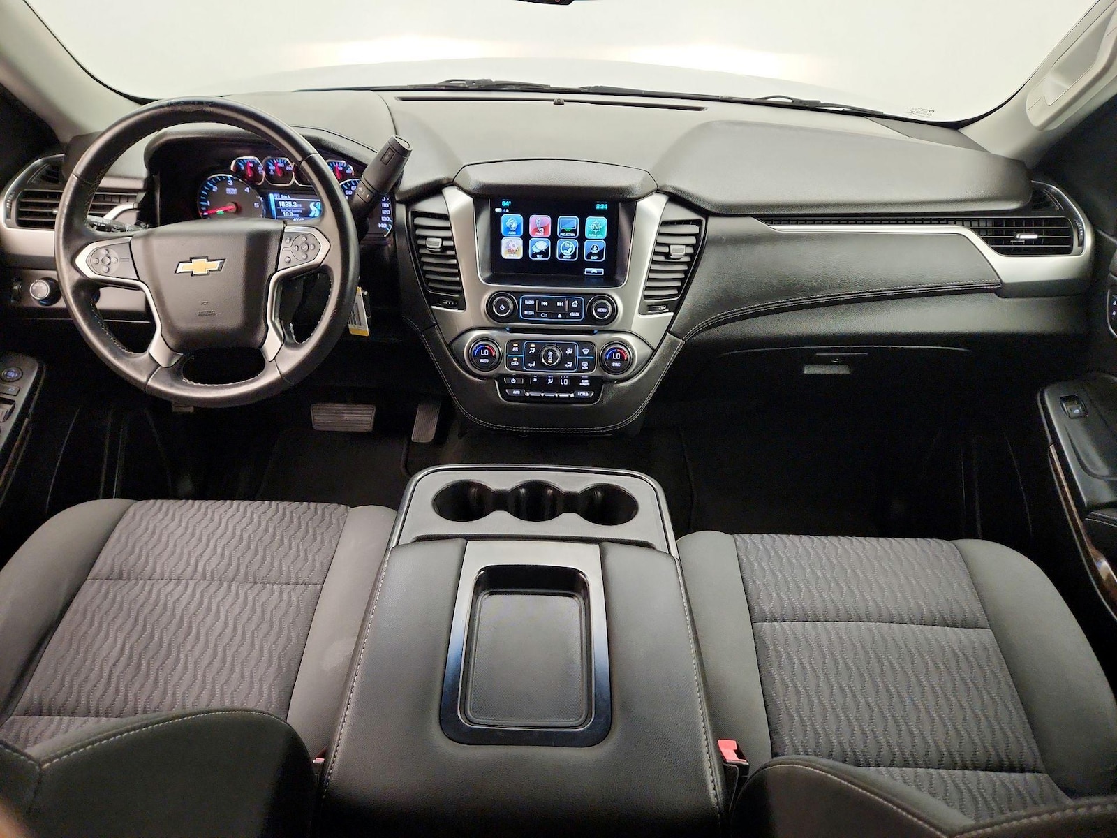 2018 Chevrolet Tahoe LS - Photo 10