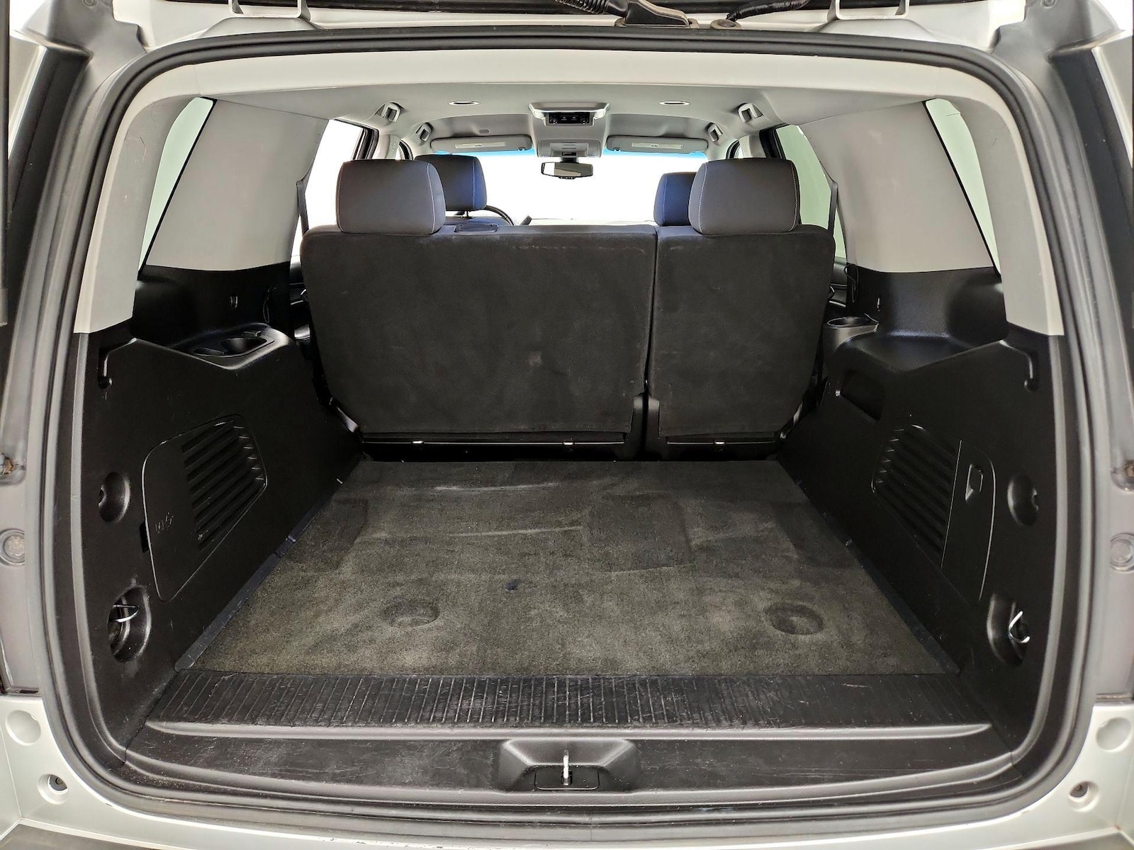 2018 Chevrolet Tahoe LS - Photo 21