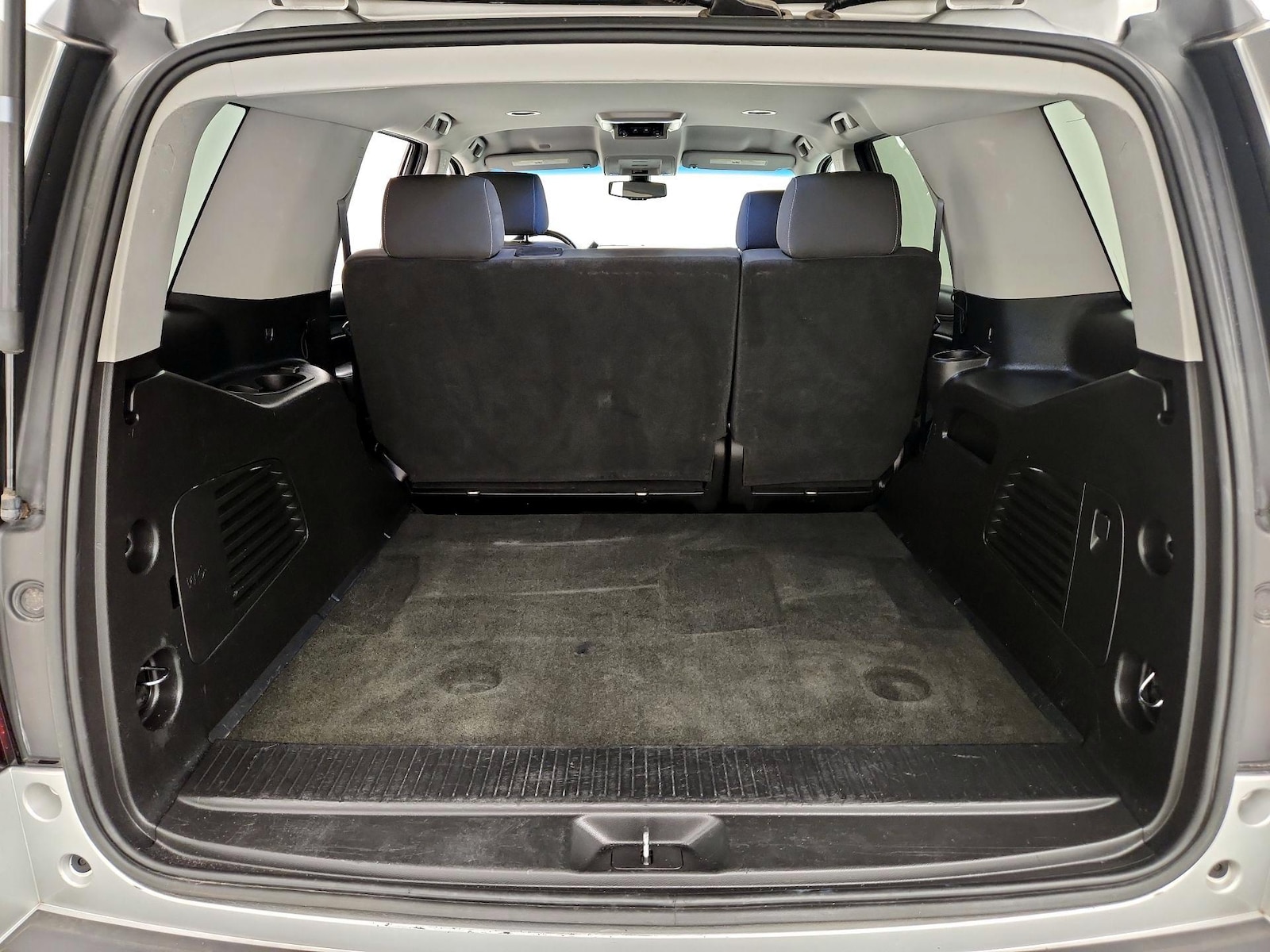 2018 Chevrolet Tahoe LS - Photo 22