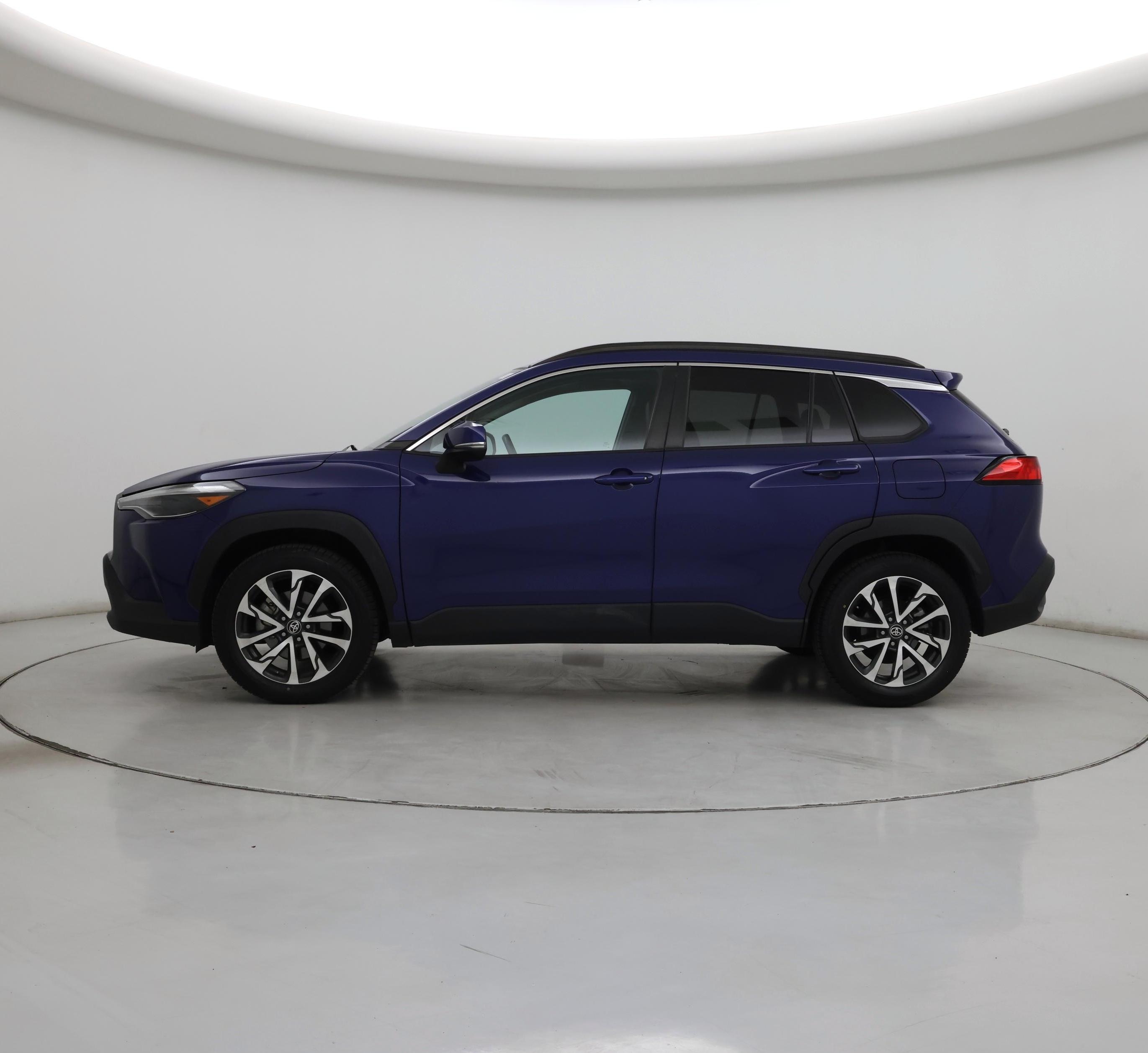 Thumbnail: 2022 Toyota Corolla Cross - 3