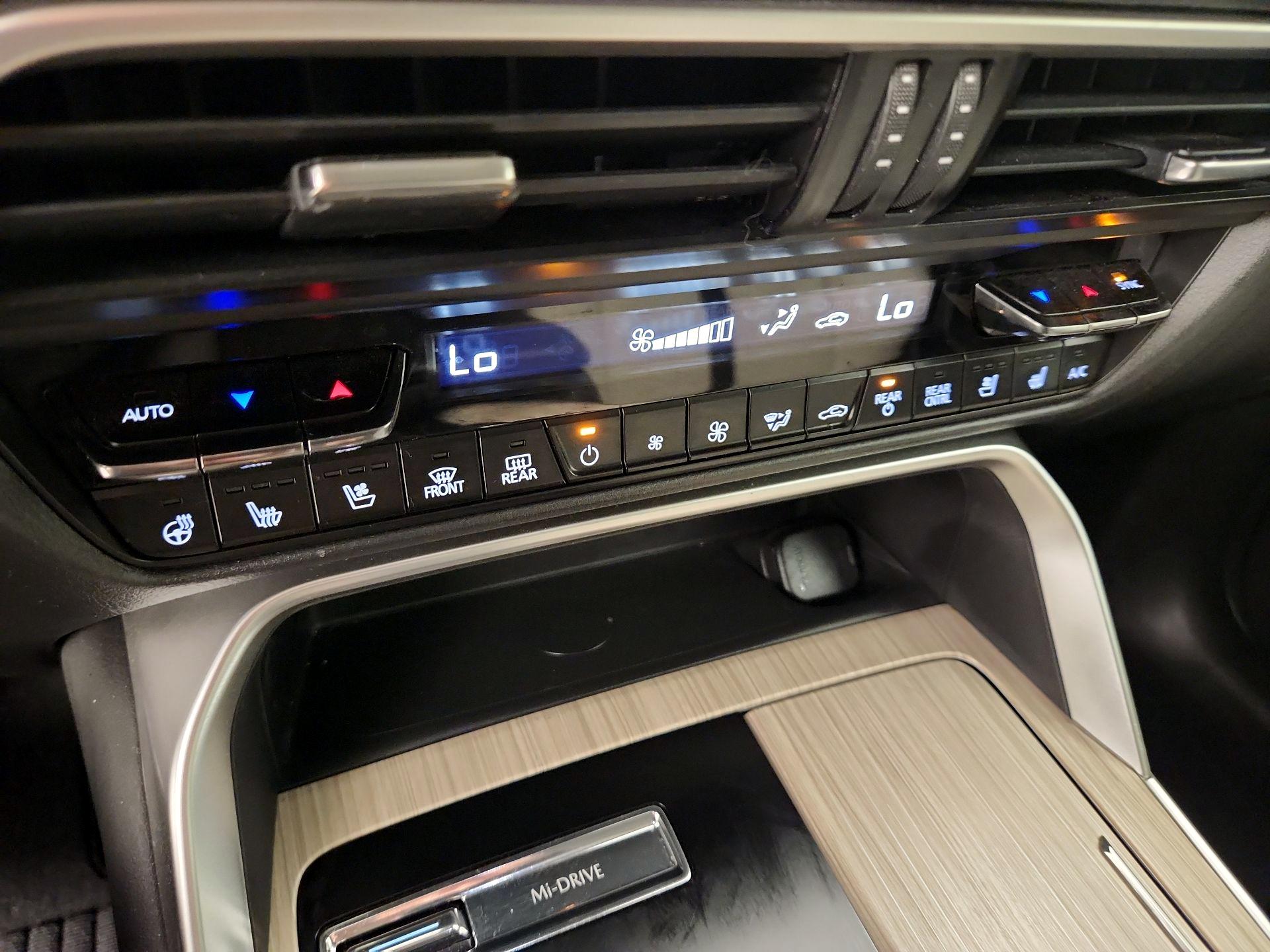 Thumbnail: 2026 Mazda CX-90 - 16