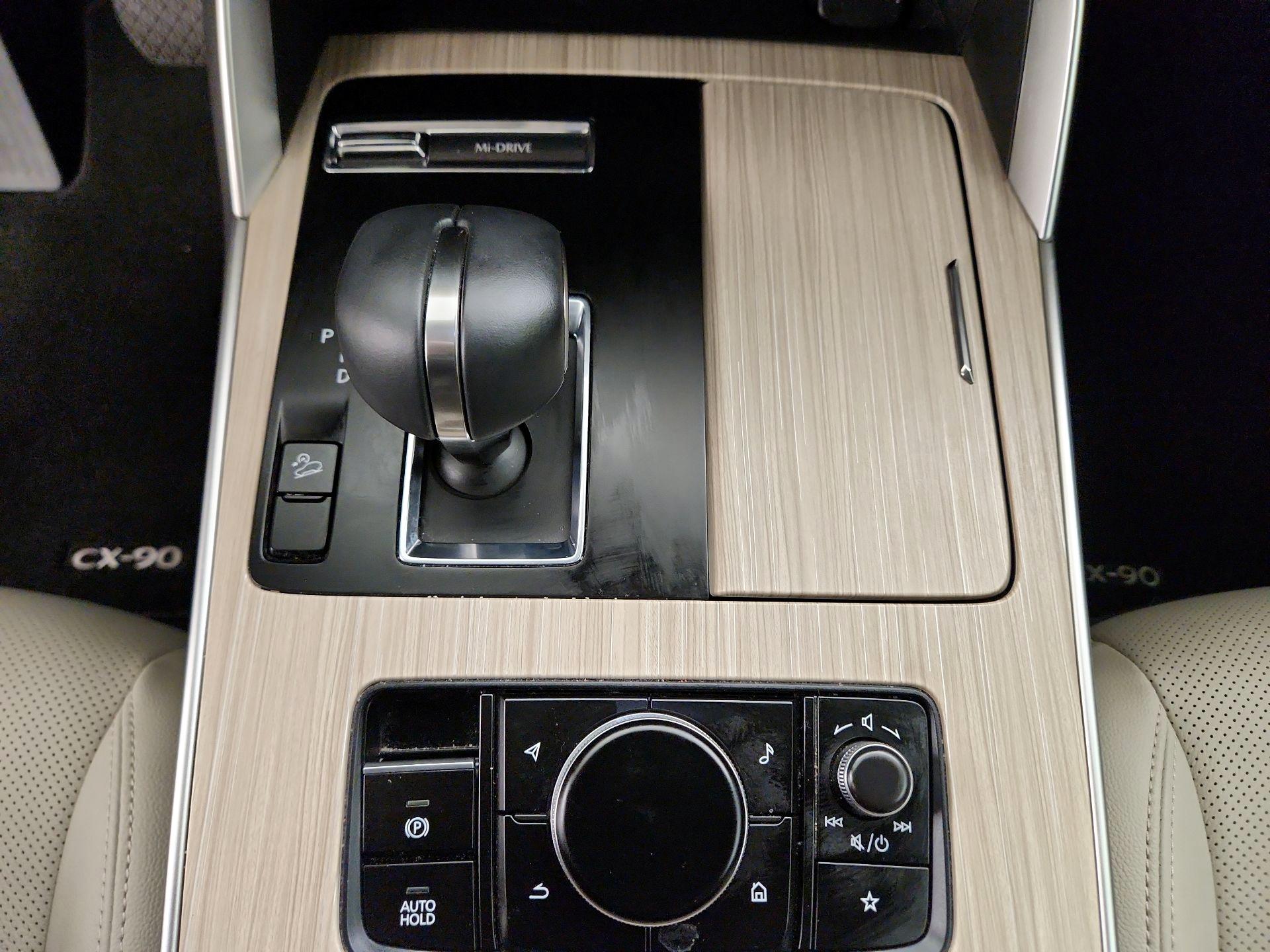 Thumbnail: 2026 Mazda CX-90 - 17