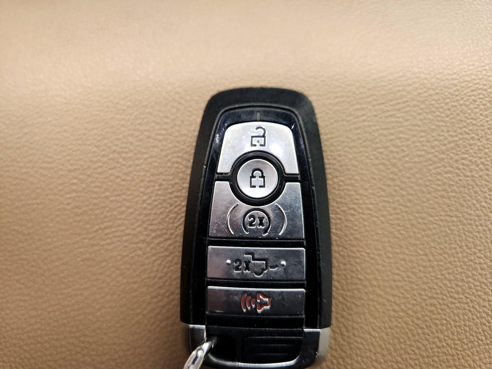 2023 Ford F-150 Lariat - Photo 26