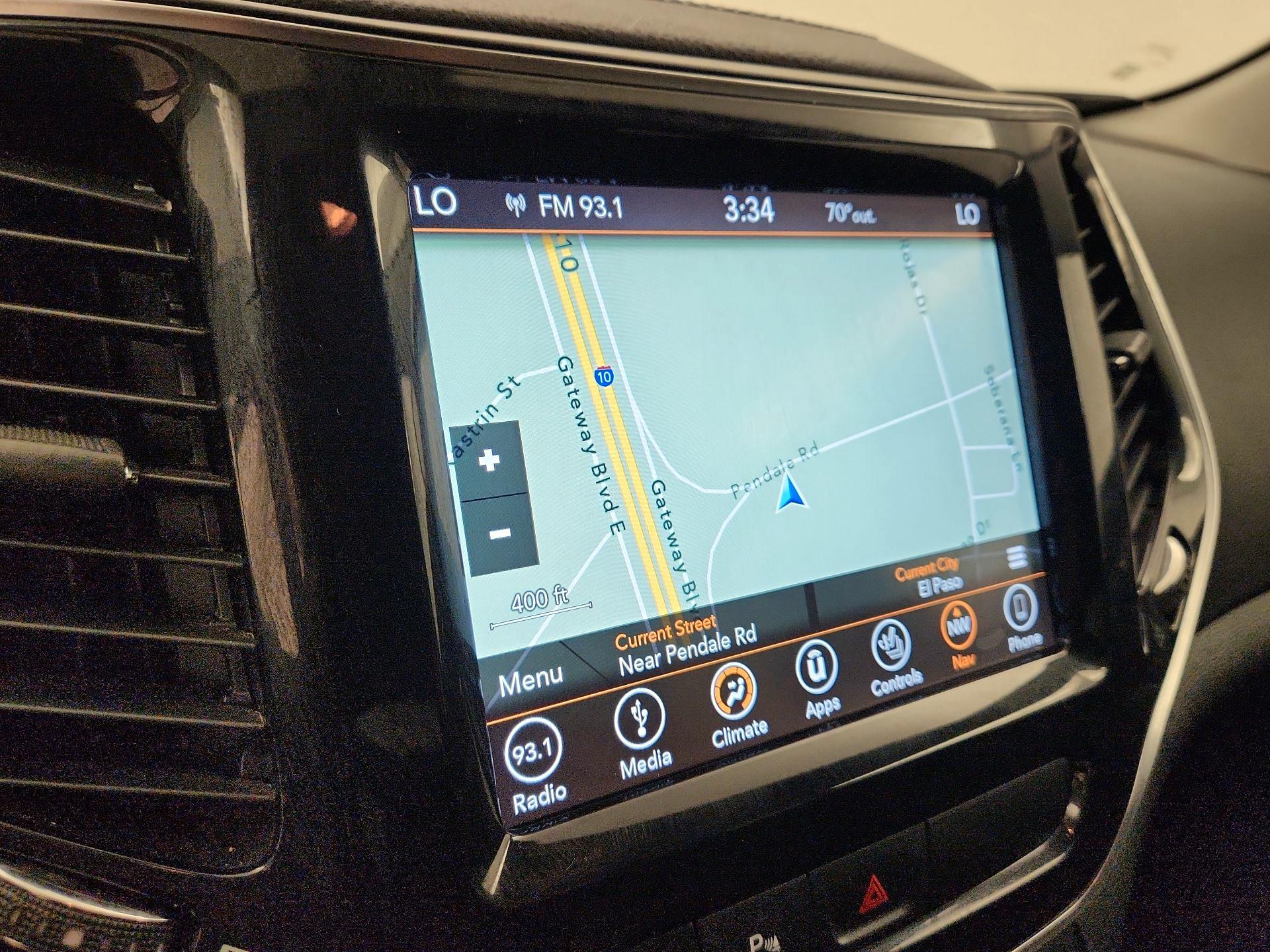Thumbnail: 2019 Jeep Cherokee - 14