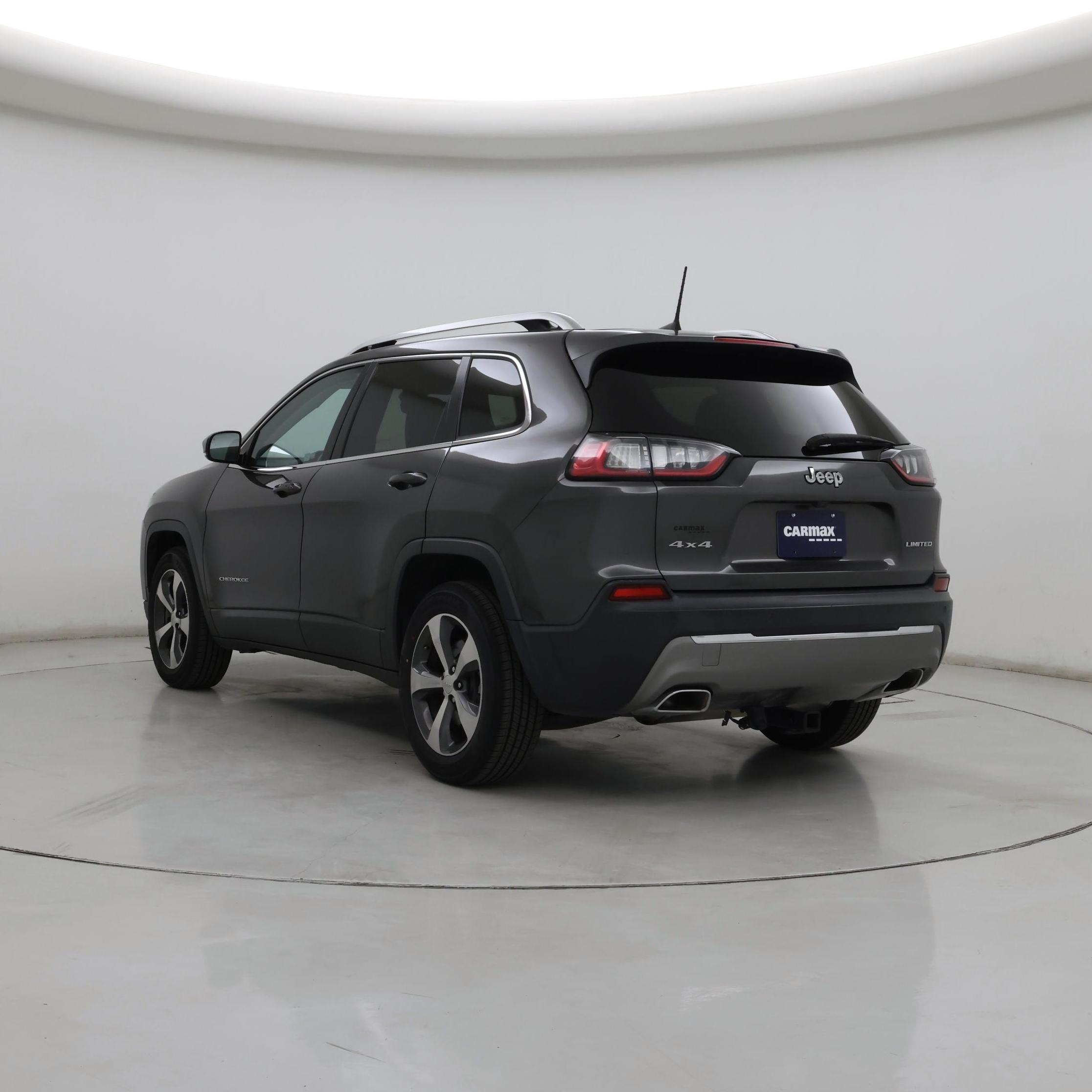 Thumbnail: 2019 Jeep Cherokee - 2