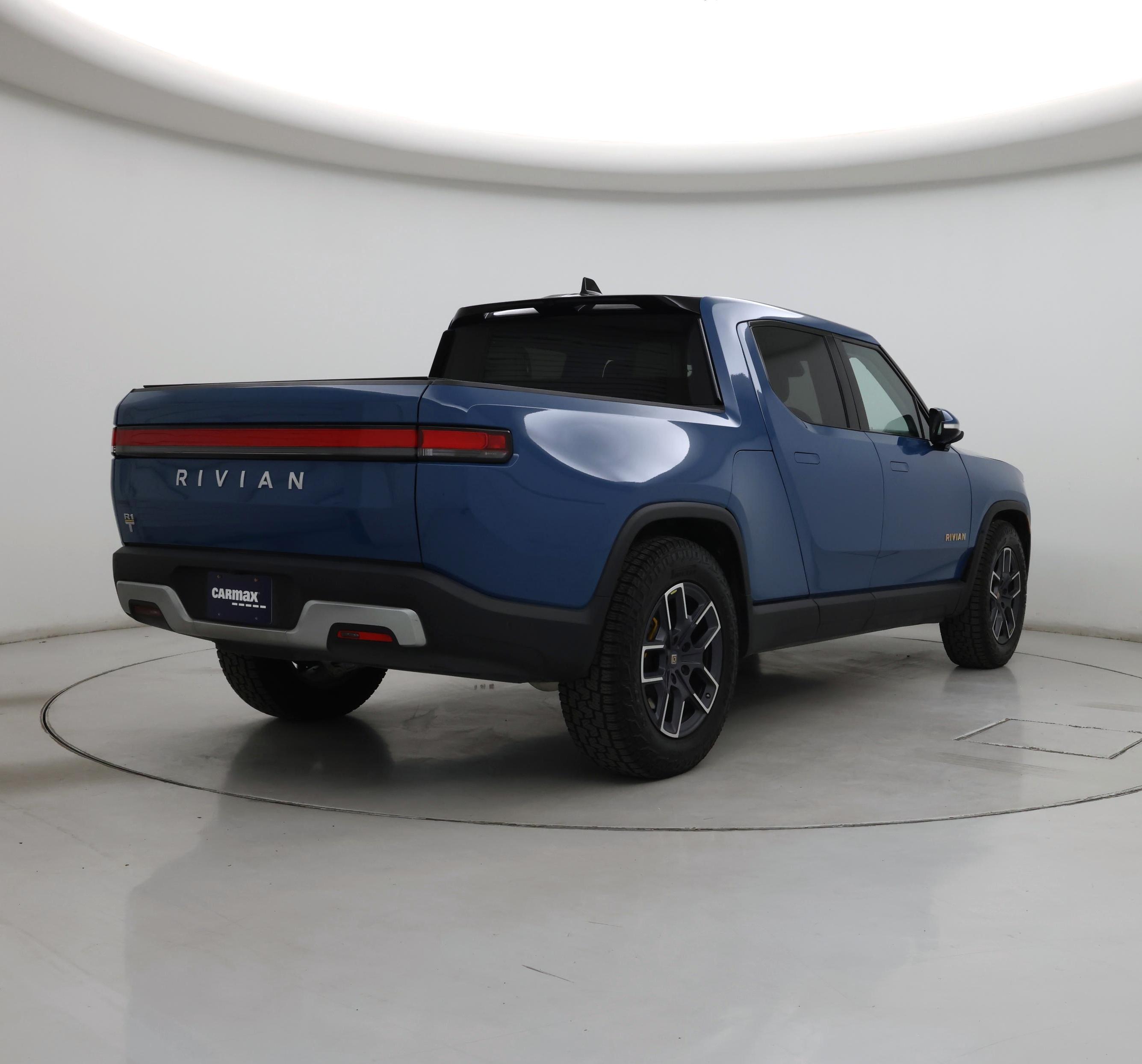 Thumbnail: 2023 Rivian R1T - 8