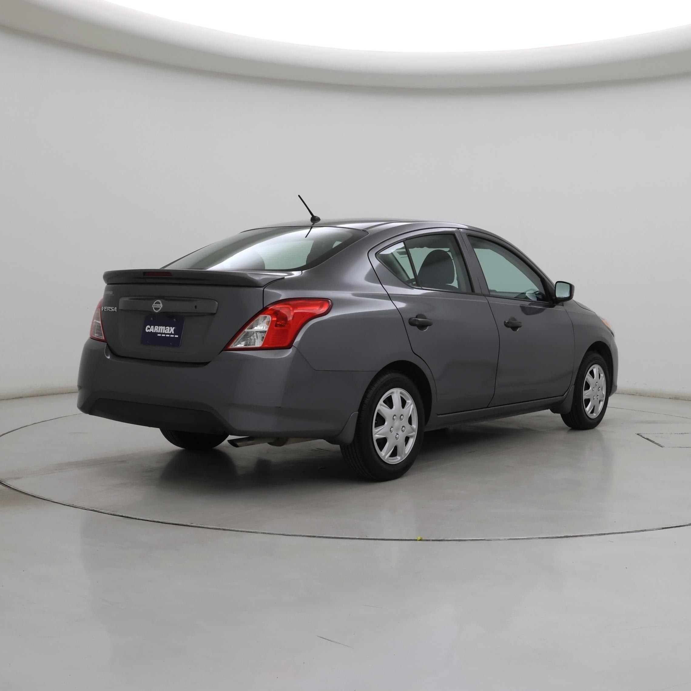 Thumbnail: 2018 Nissan Versa - 8
