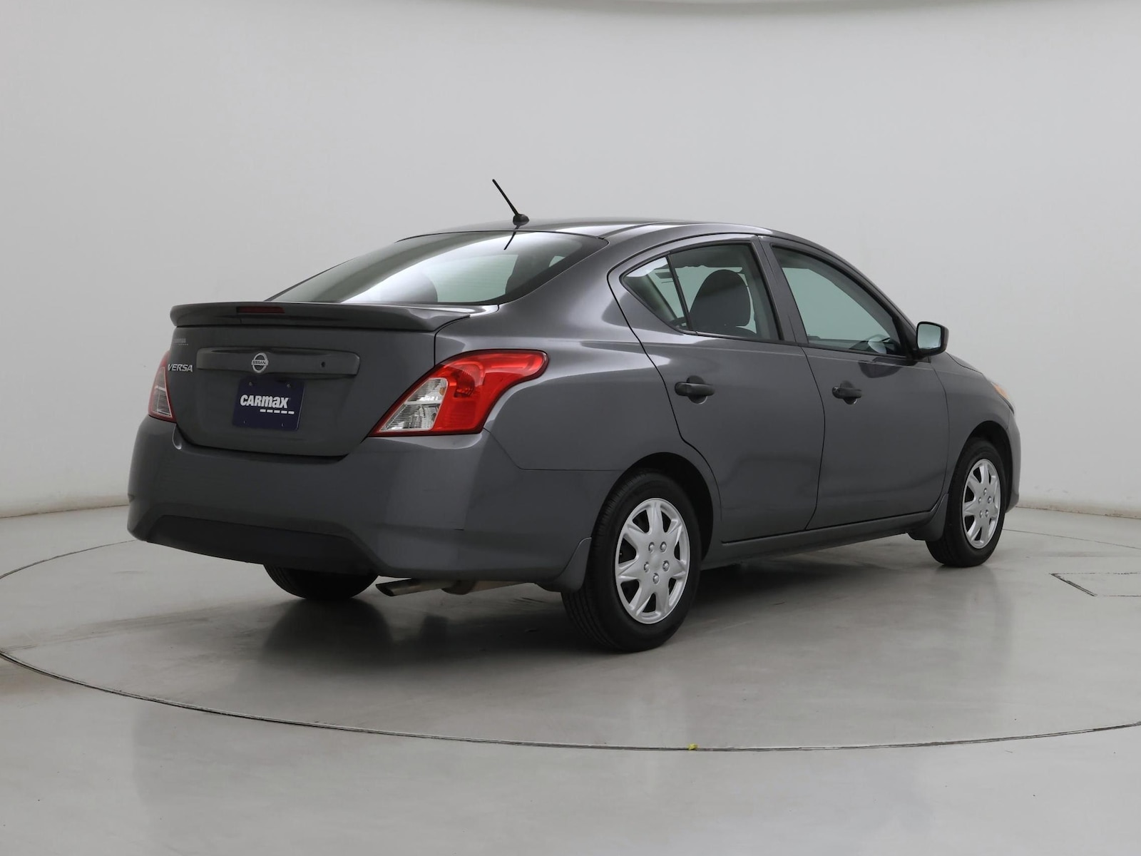2018 Nissan Versa Sedan S Plus - Photo 9