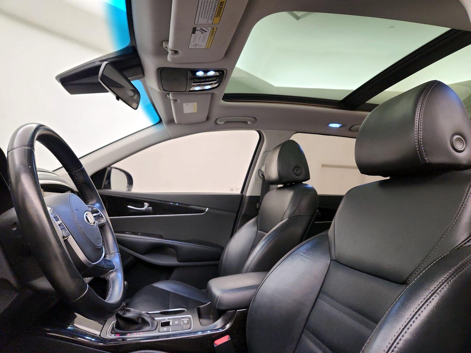 Thumbnail: 2020 Kia Sorento - 19