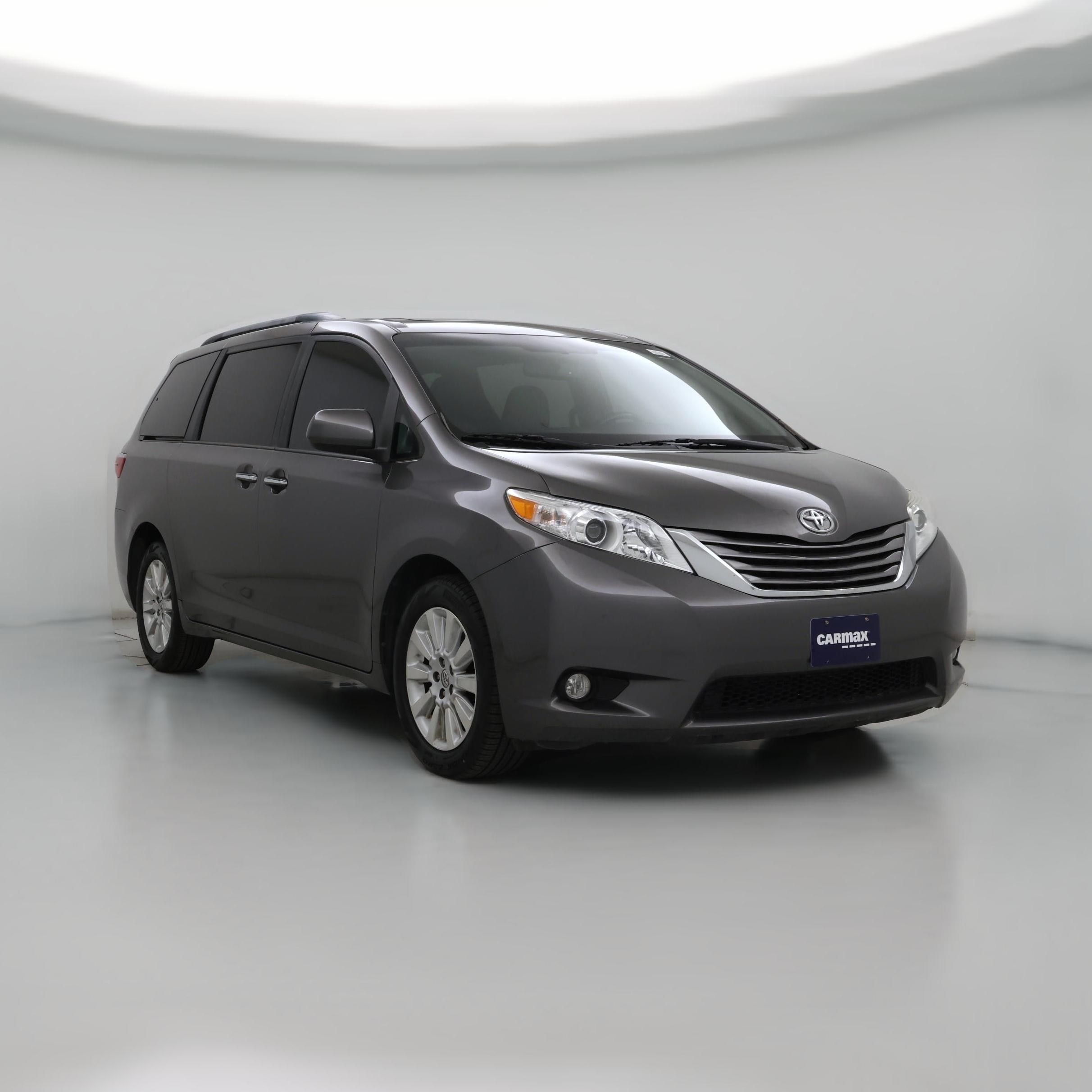 Thumbnail: 2016 Toyota Sienna - 1