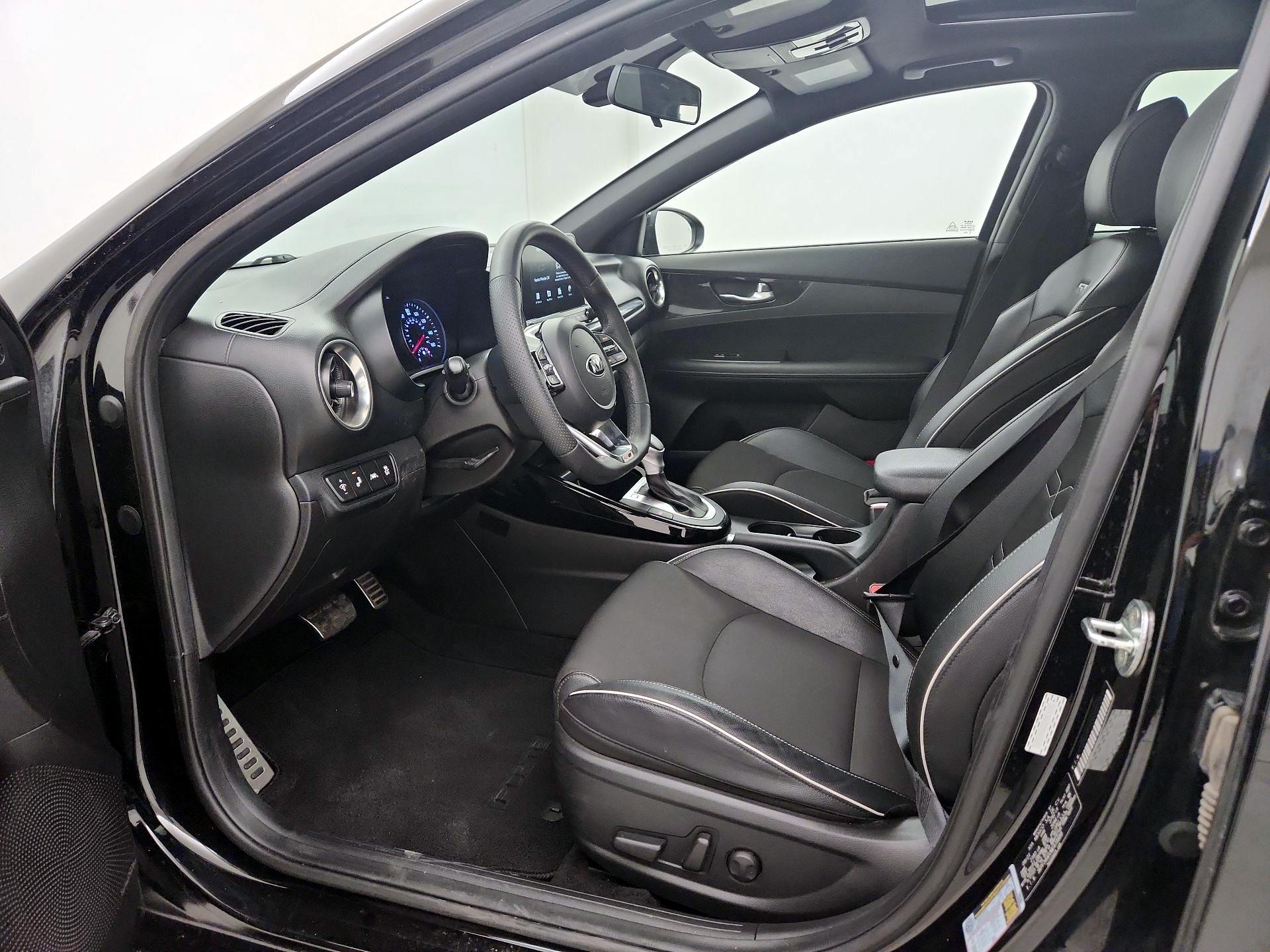 Thumbnail: 2021 Kia Forte - 11