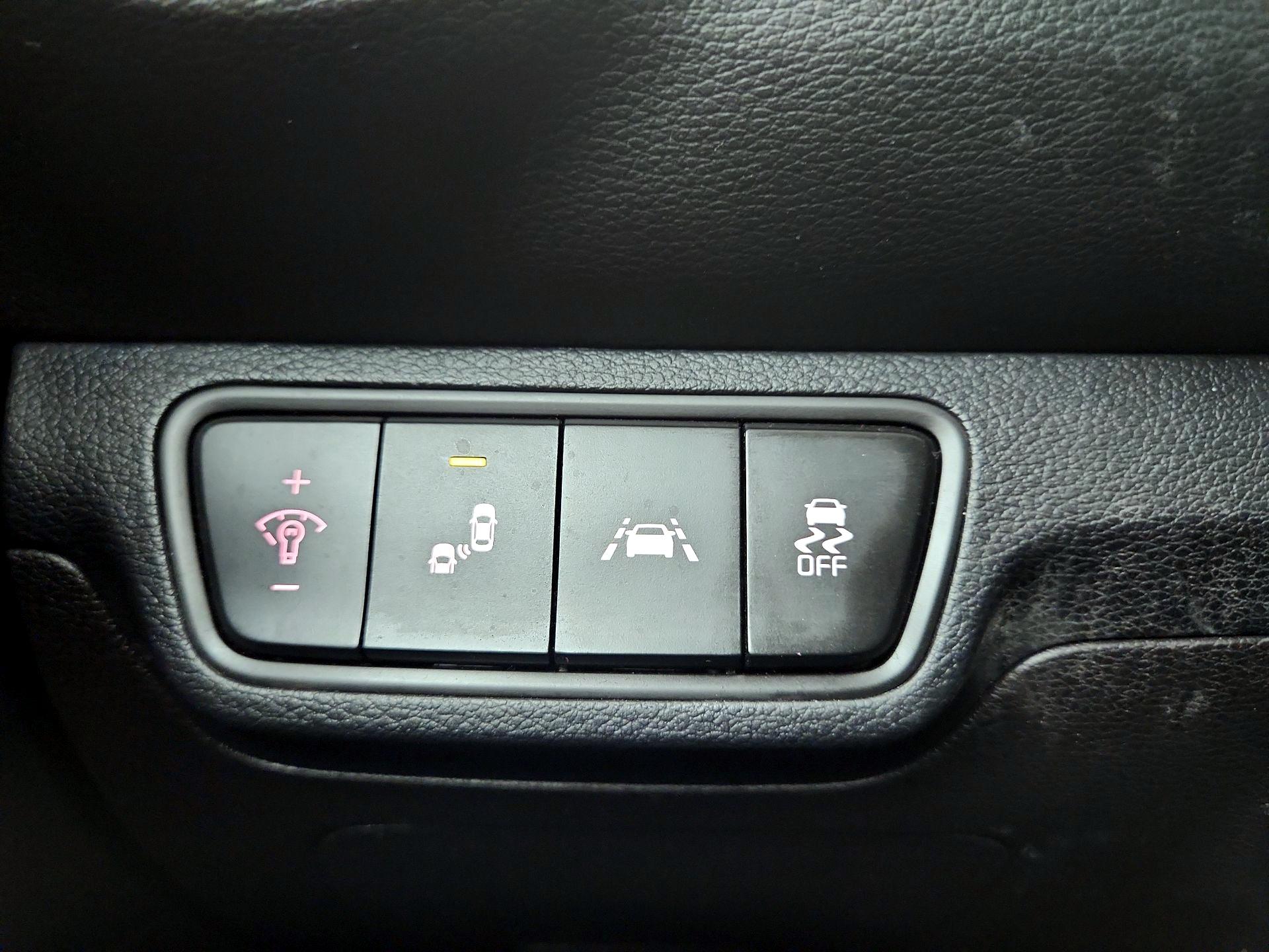 Thumbnail: 2021 Kia Forte - 13