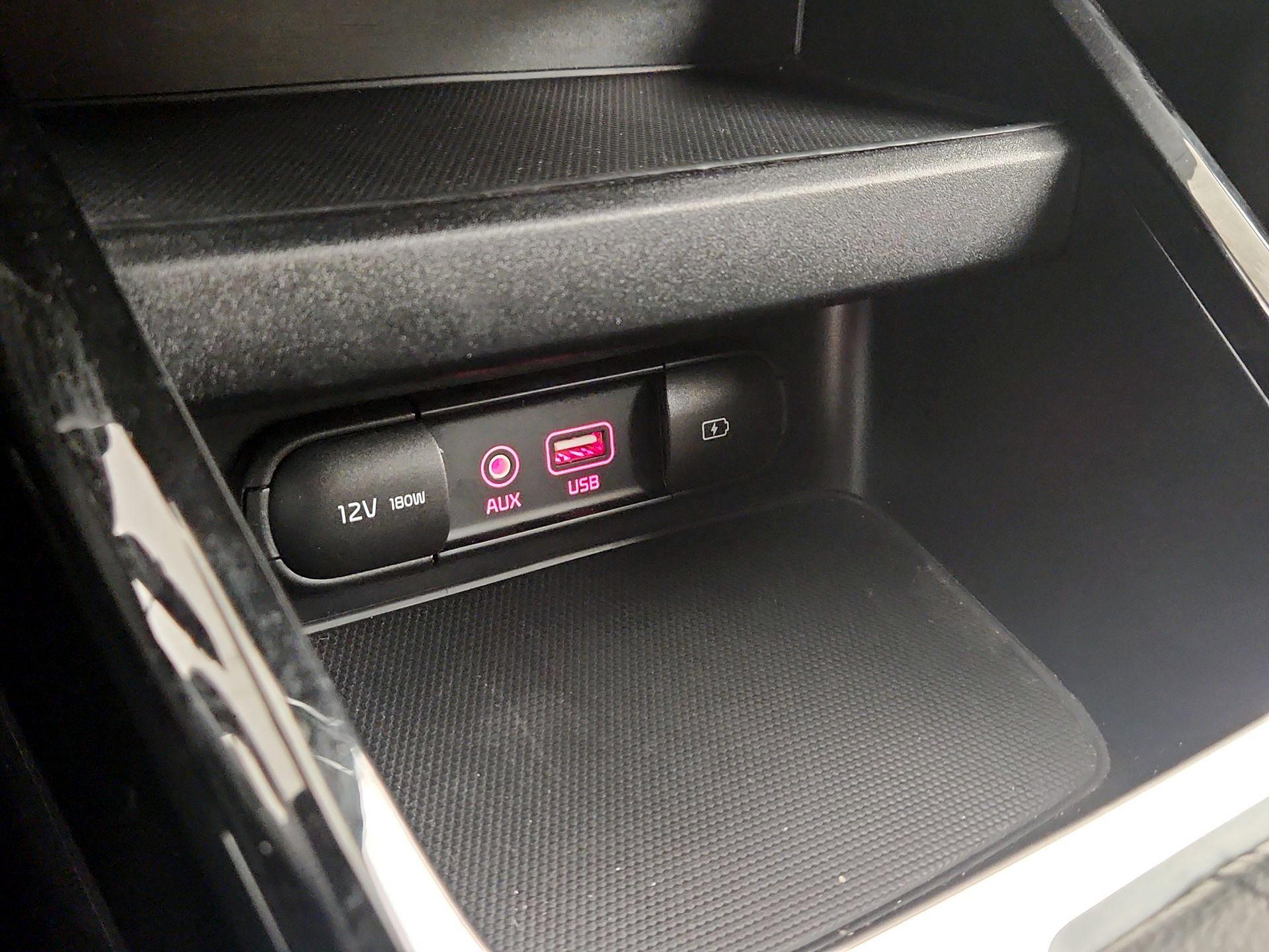 Thumbnail: 2021 Kia Forte - 18
