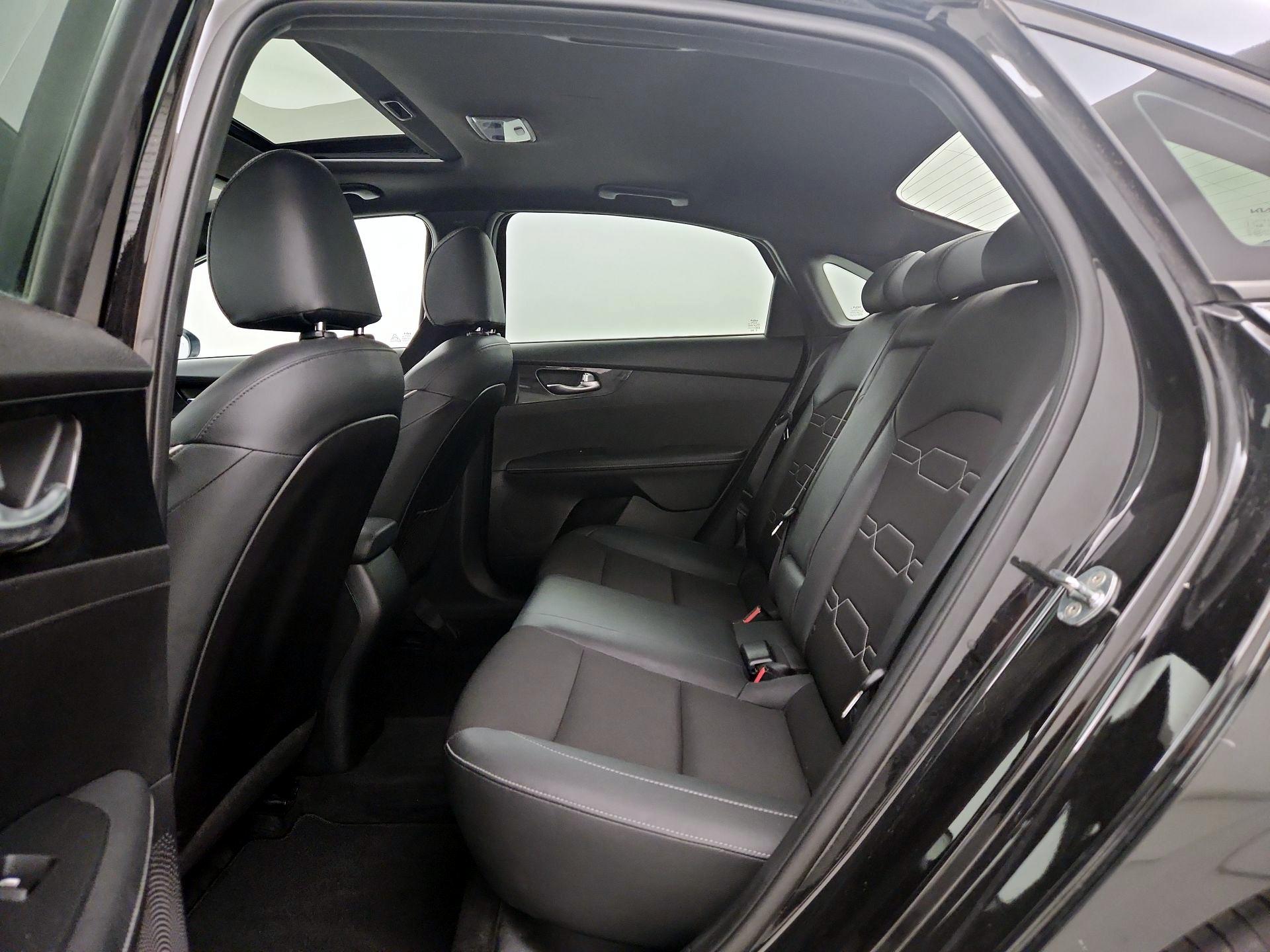 Thumbnail: 2021 Kia Forte - 20