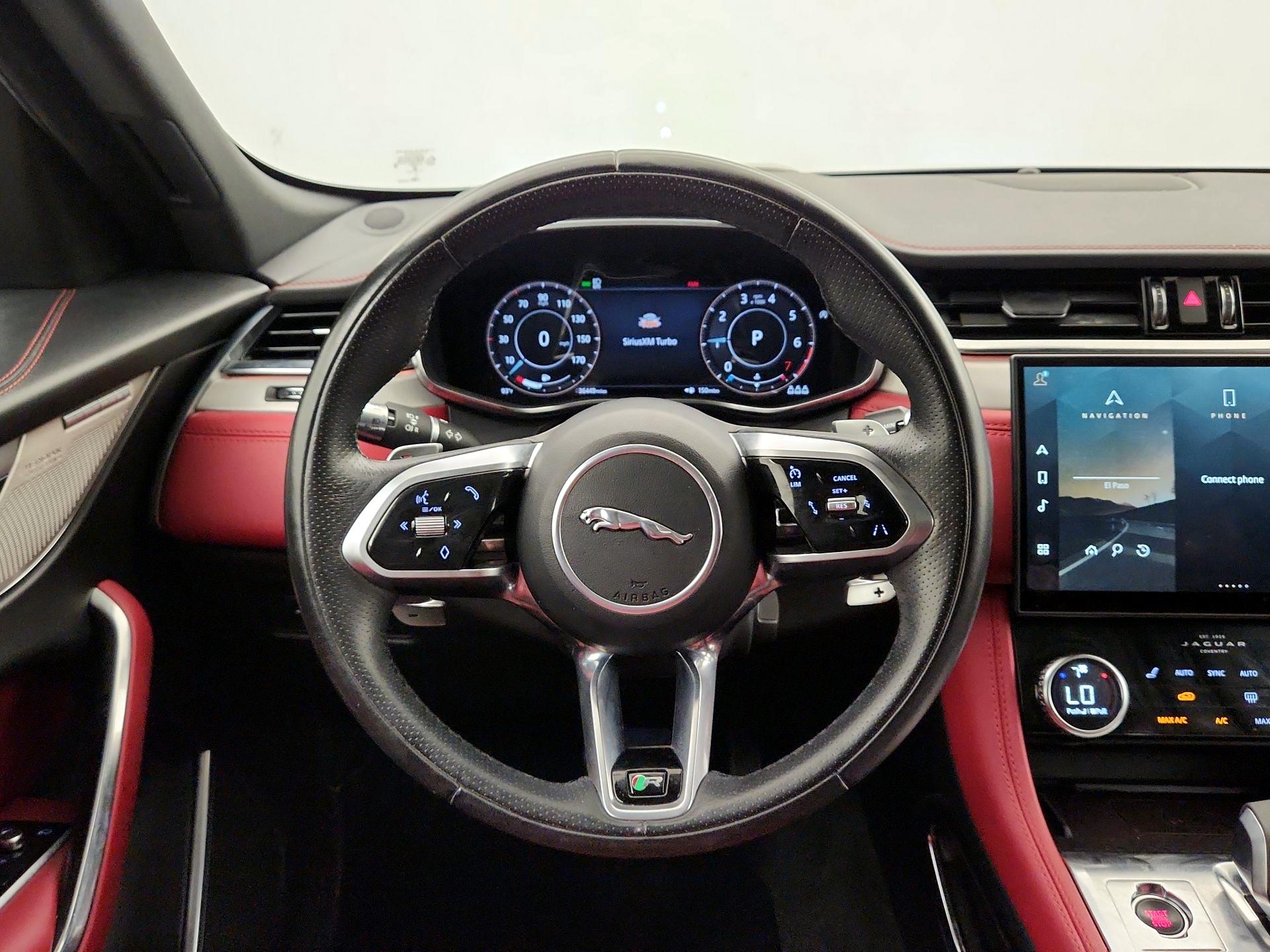 Thumbnail: 2021 Jaguar F-Pace - 10