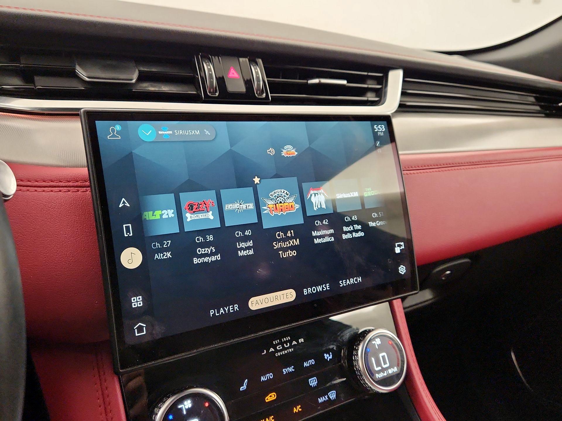 Thumbnail: 2021 Jaguar F-Pace - 16