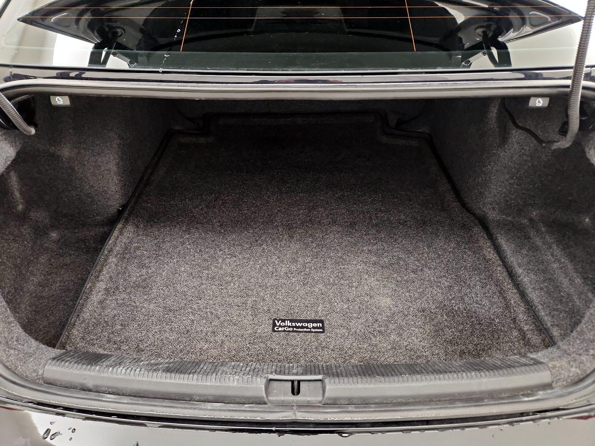 Thumbnail: 2017 Volkswagen Passat - 20