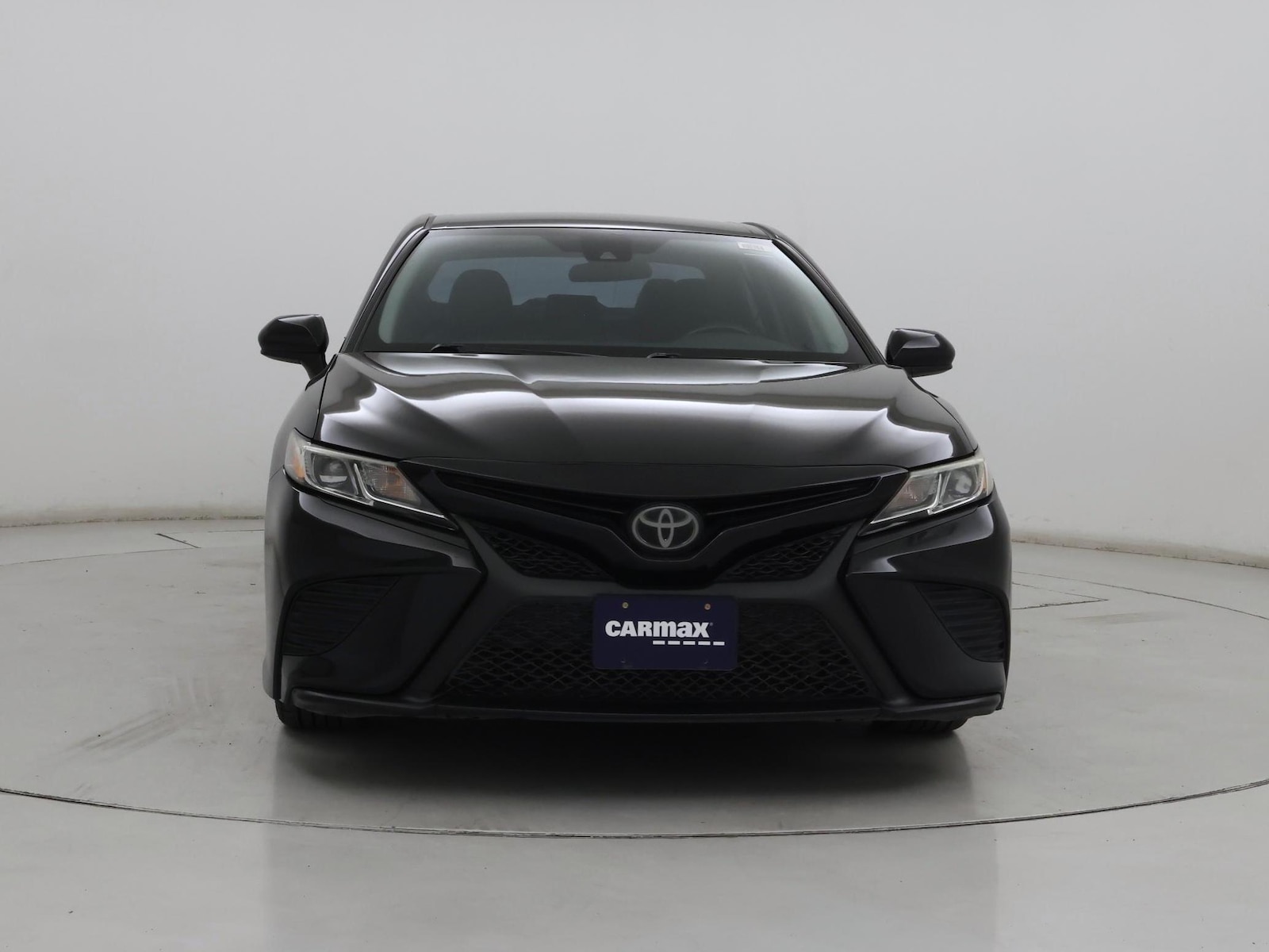 2019 Toyota Camry SE - Photo 6