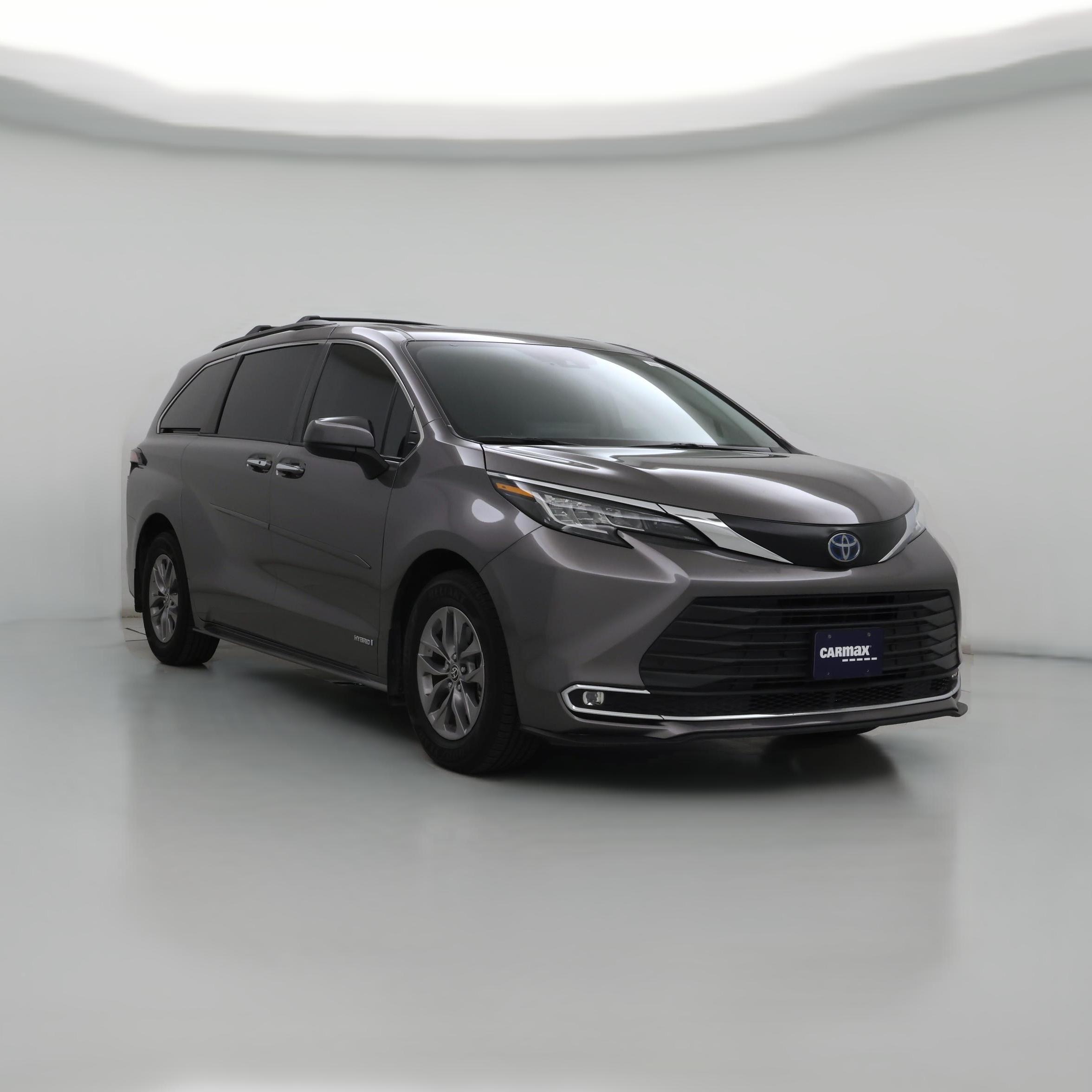 Thumbnail: 2021 Toyota Sienna - 1