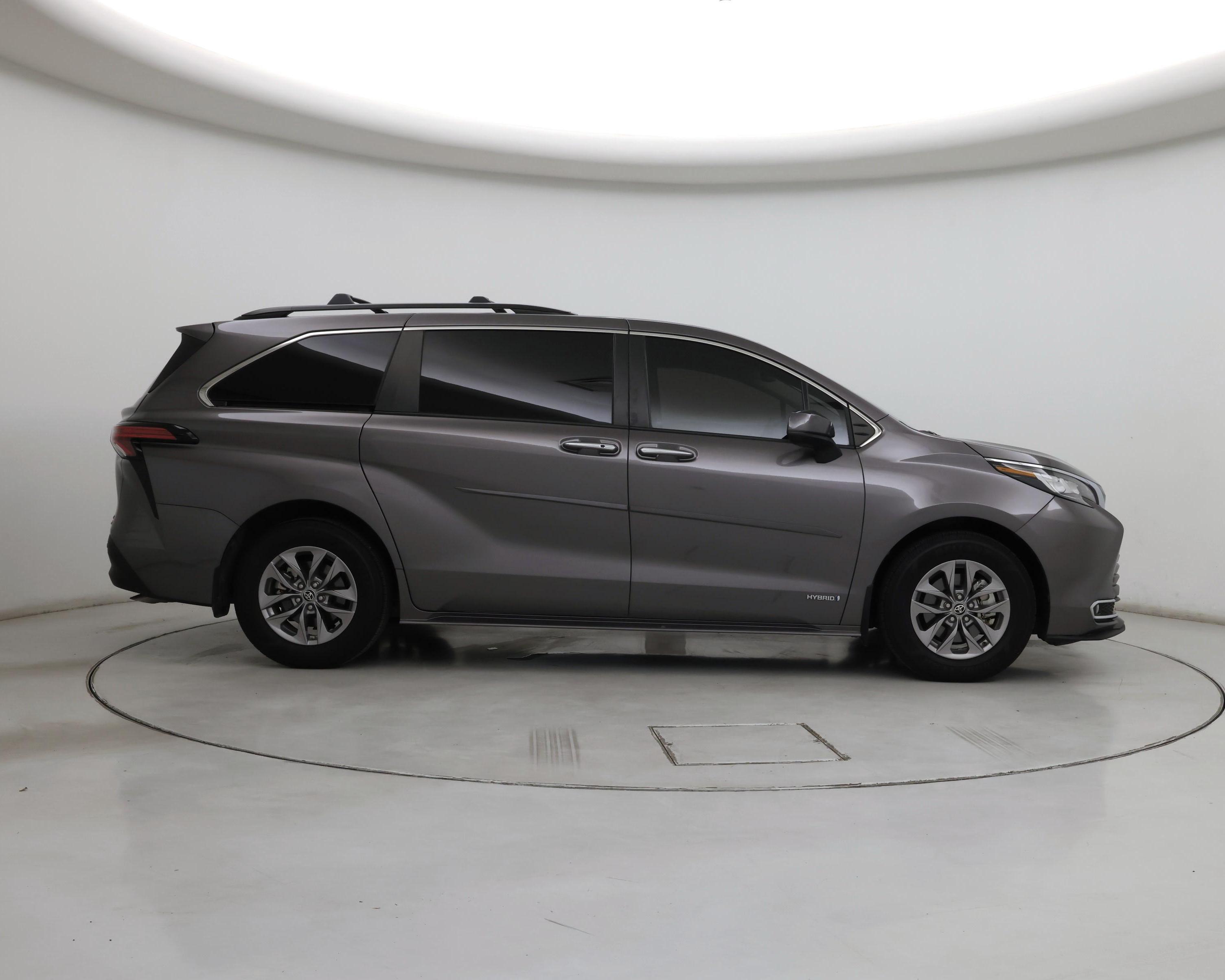Thumbnail: 2021 Toyota Sienna - 7