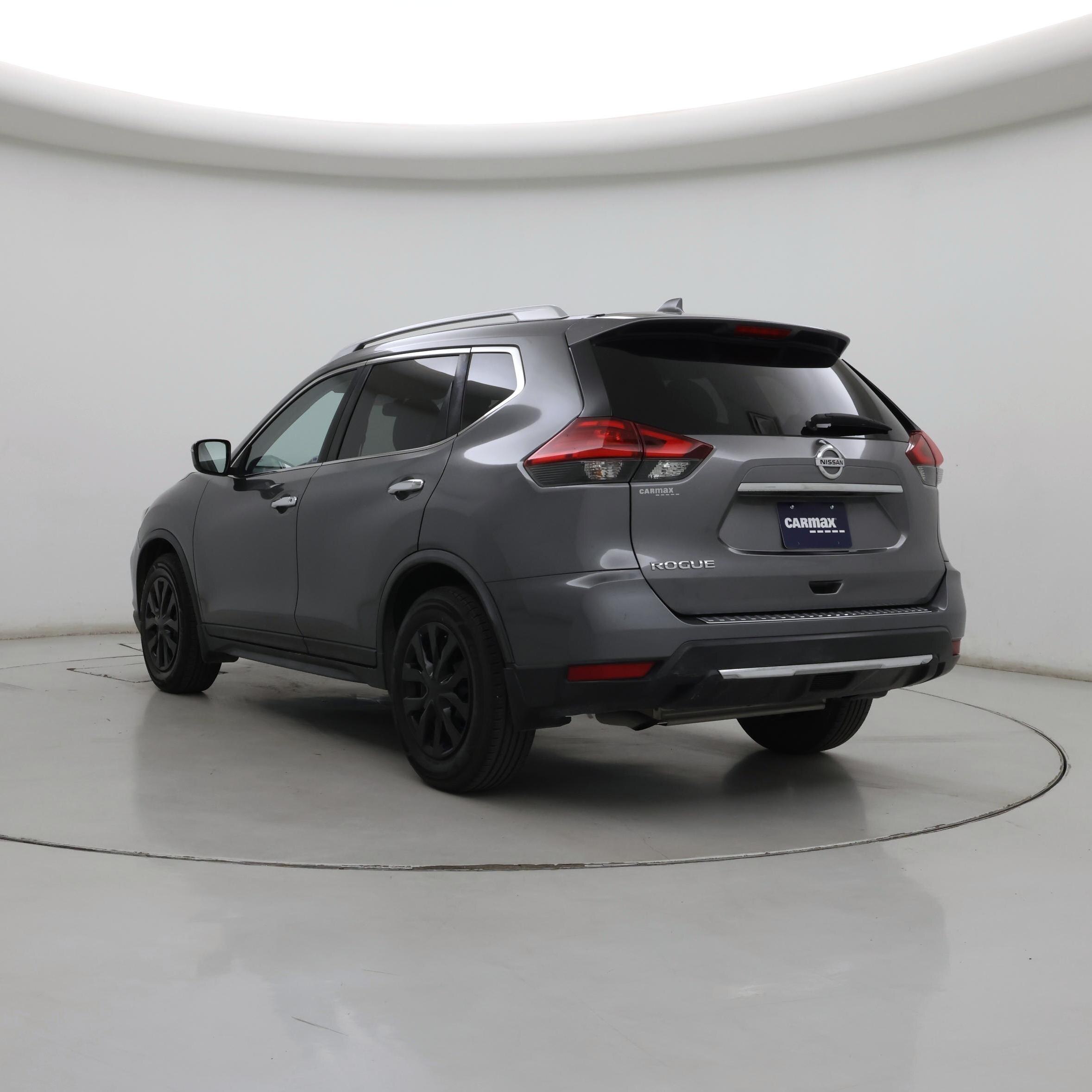 Thumbnail: 2017 Nissan Rogue - 2