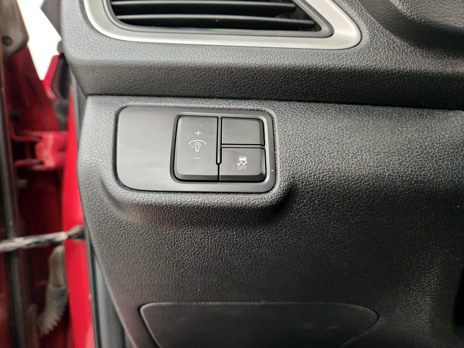 Thumbnail: 2019 Hyundai Accent - 13