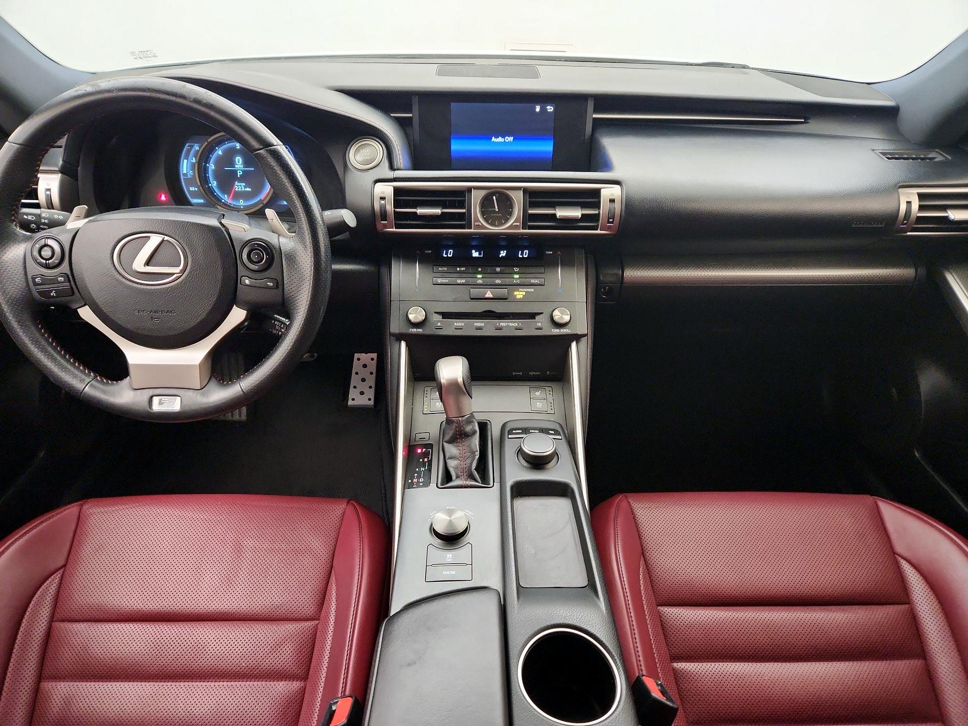 Thumbnail: 2015 Lexus IS - 9