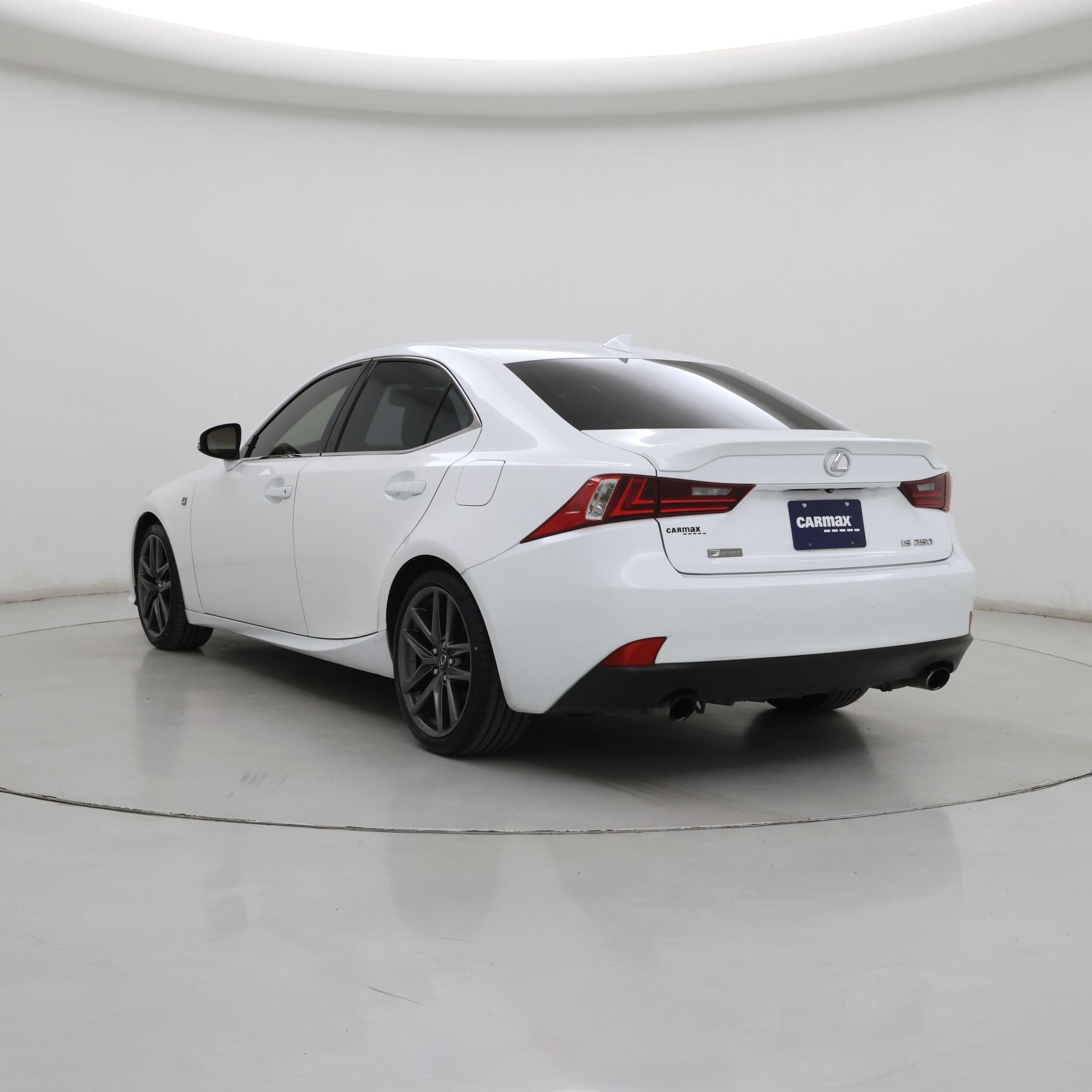 Thumbnail: 2015 Lexus IS - 2