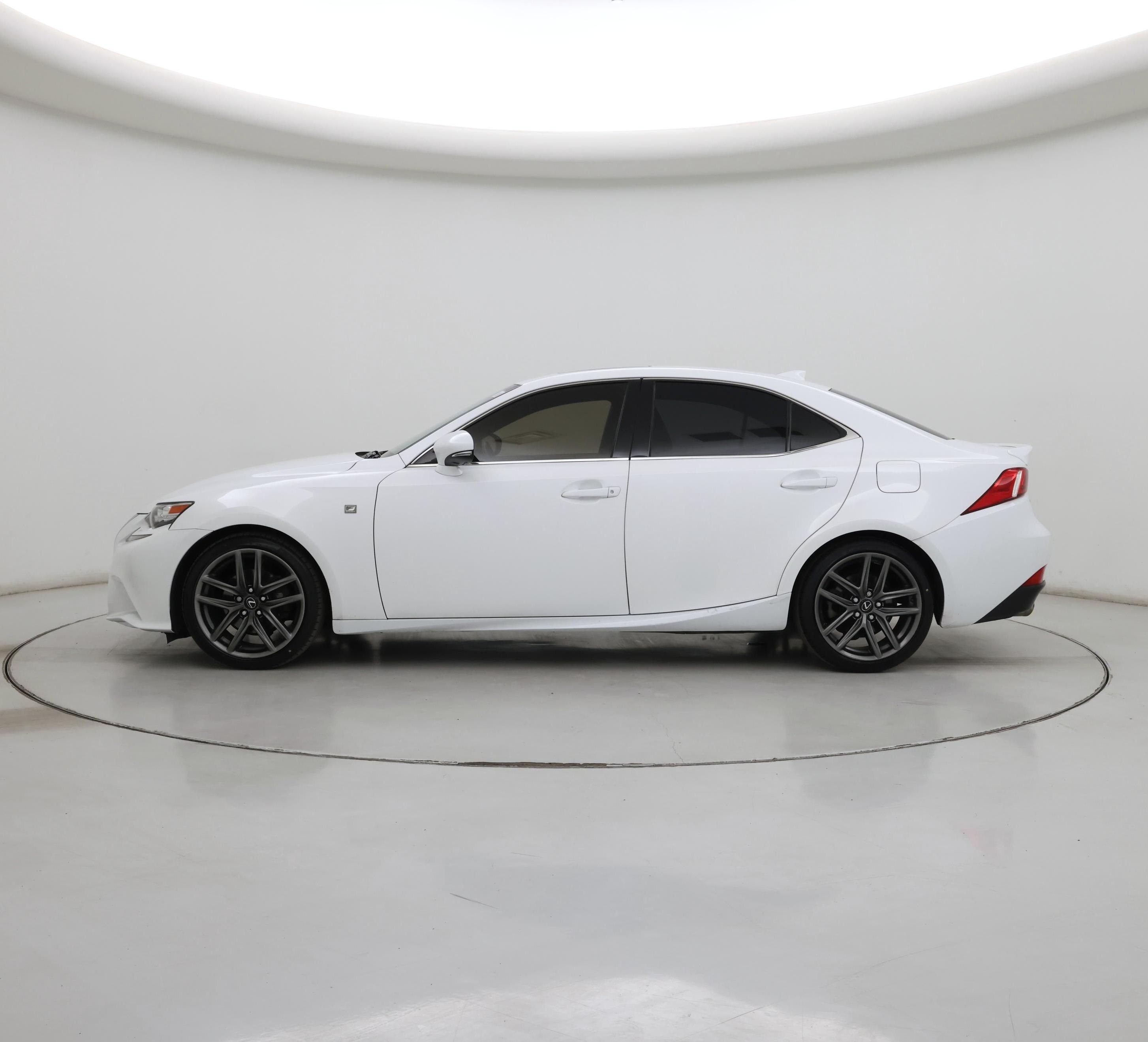 Thumbnail: 2015 Lexus IS - 3