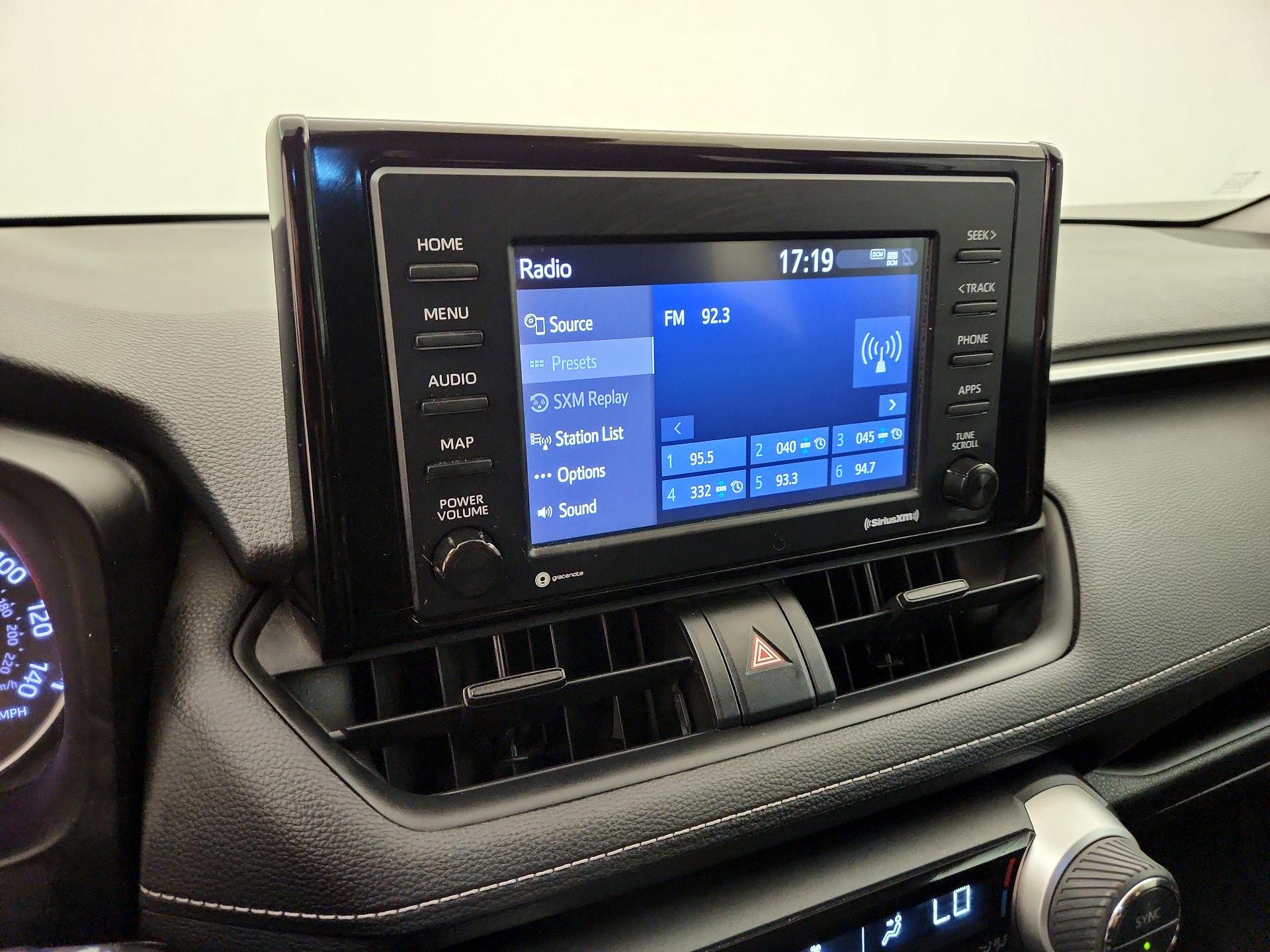 Thumbnail: 2021 Toyota RAV4 - 15