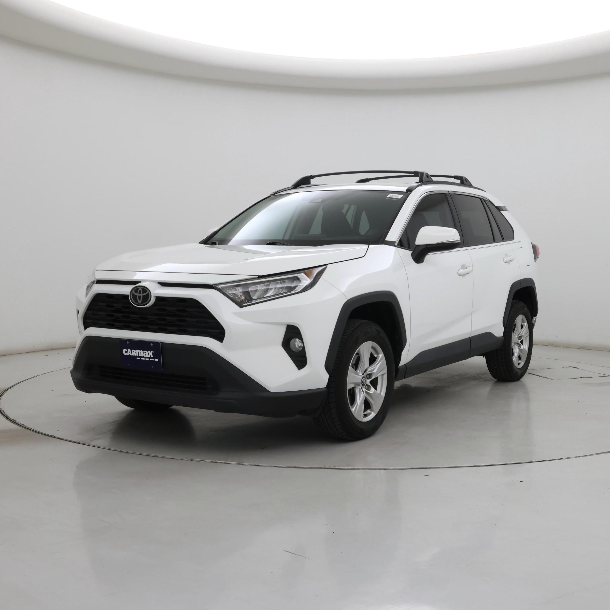 Thumbnail: 2021 Toyota RAV4 - 4