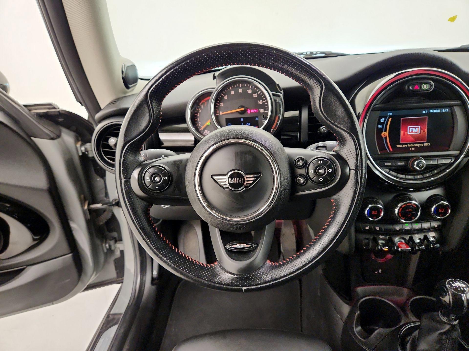 Thumbnail: 2019 MINI Cooper Hardtop - 10