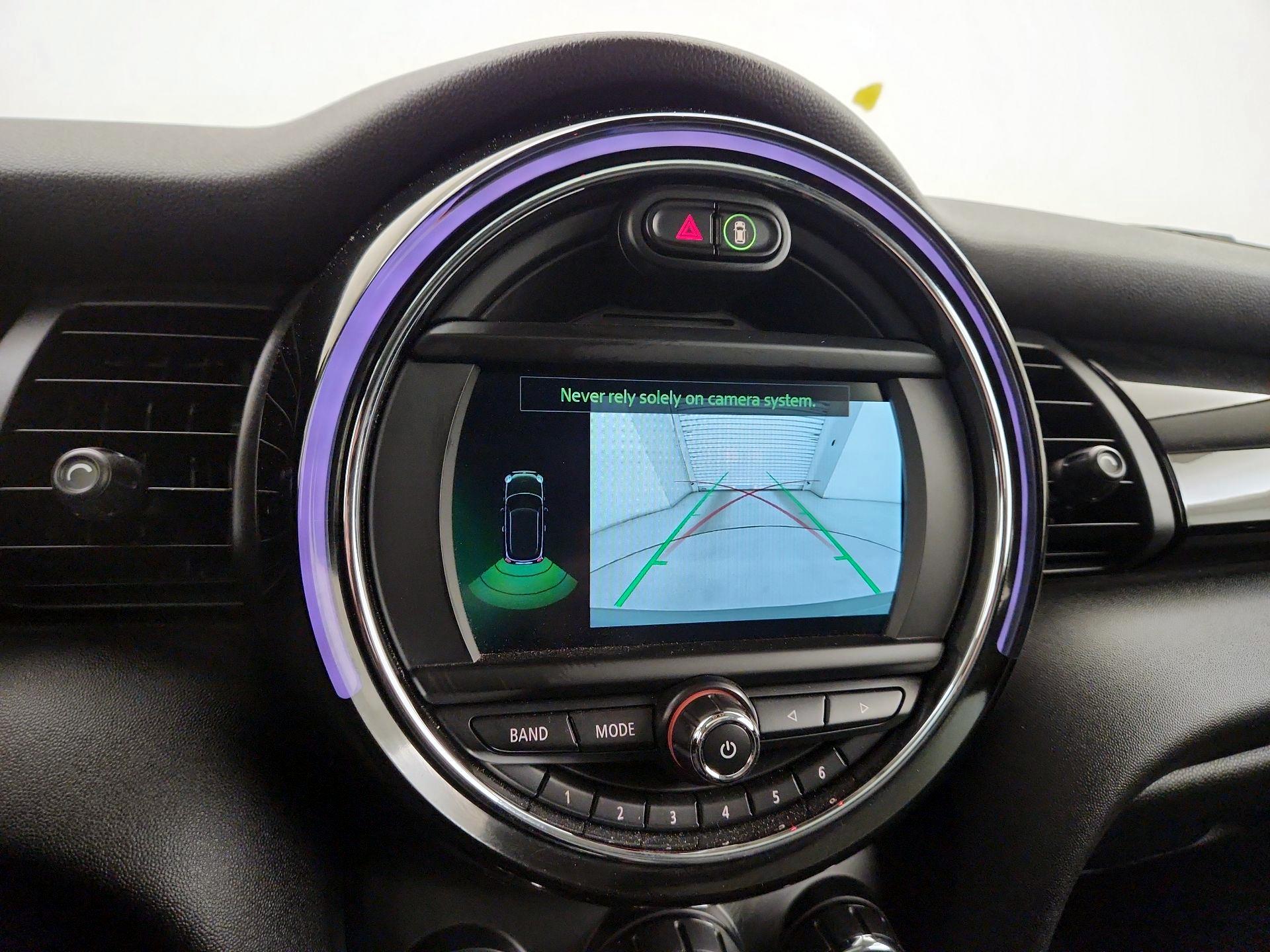 Thumbnail: 2019 MINI Cooper Hardtop - 13