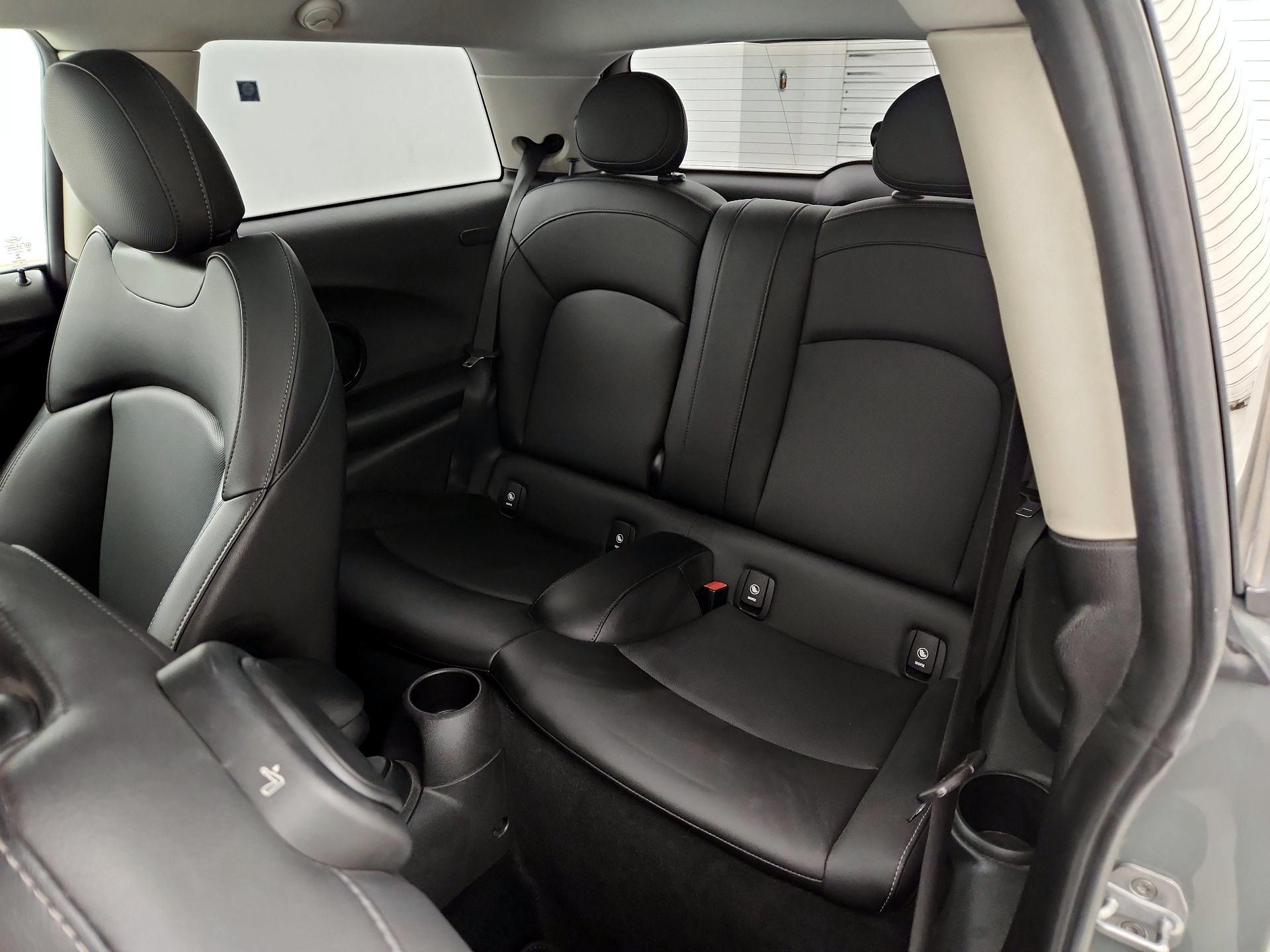Thumbnail: 2019 MINI Cooper Hardtop - 19