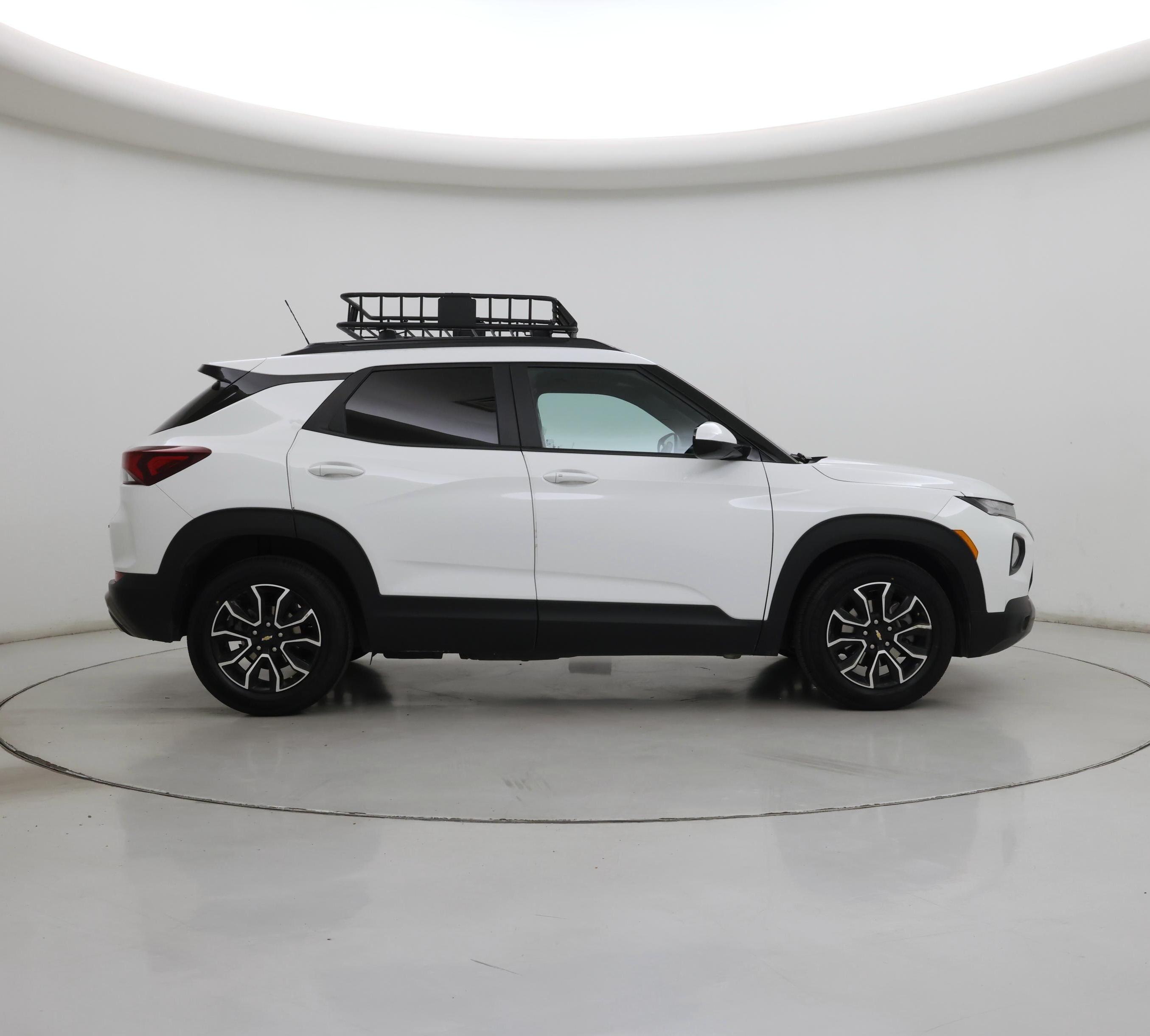 Thumbnail: 2023 Chevrolet TrailBlazer - 7