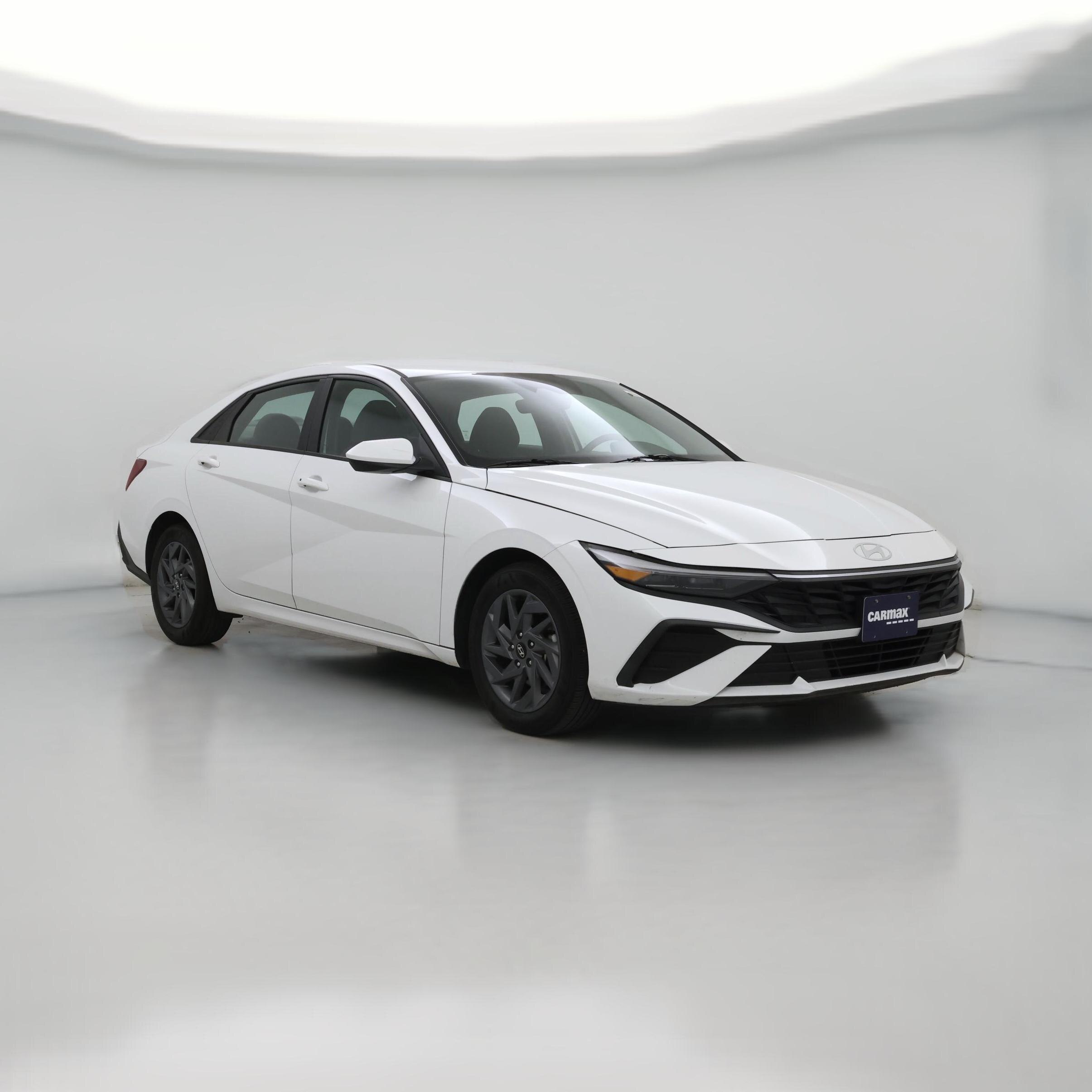 Thumbnail: 2024 Hyundai Elantra - 1