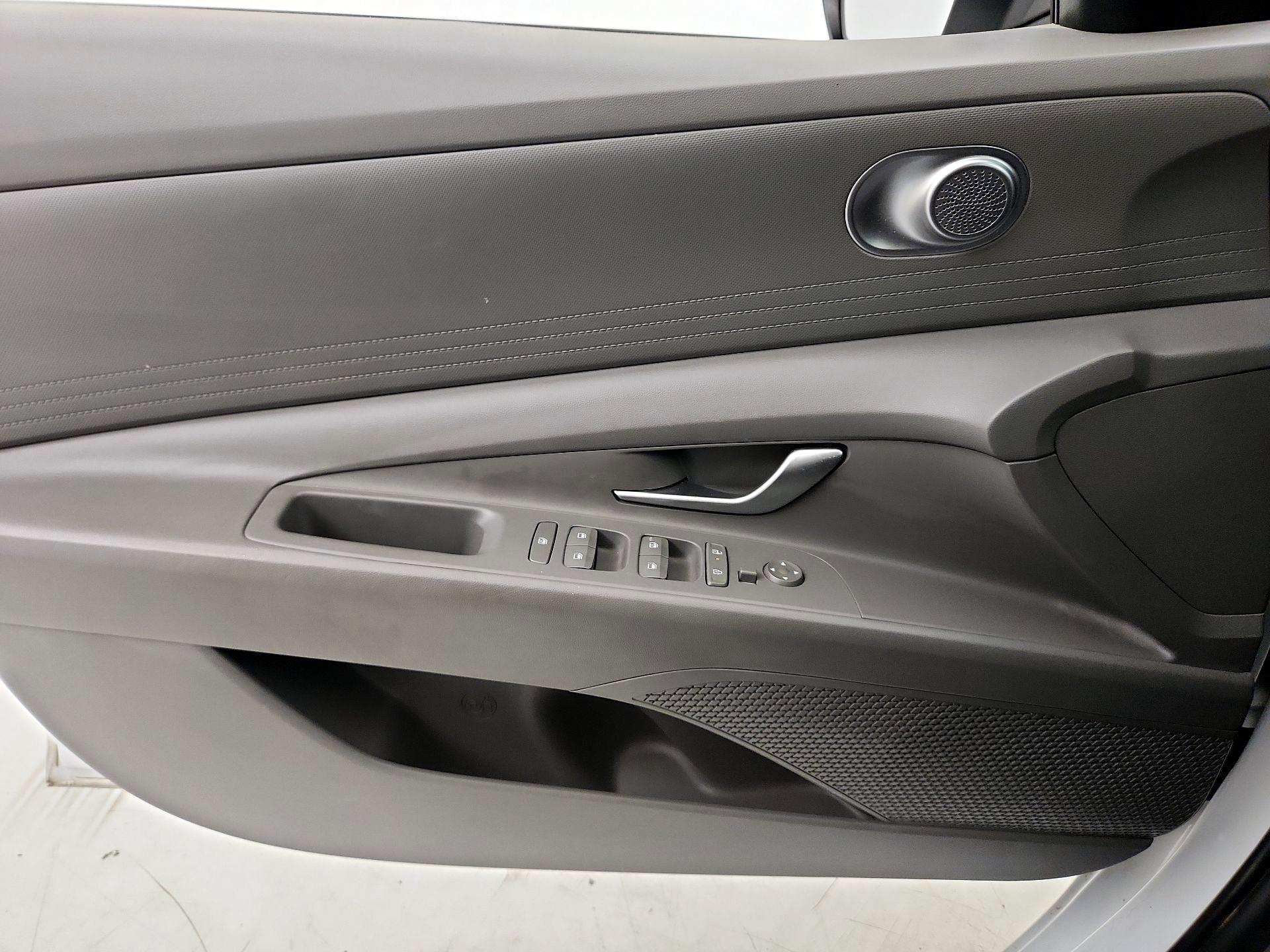 Thumbnail: 2024 Hyundai Elantra - 12