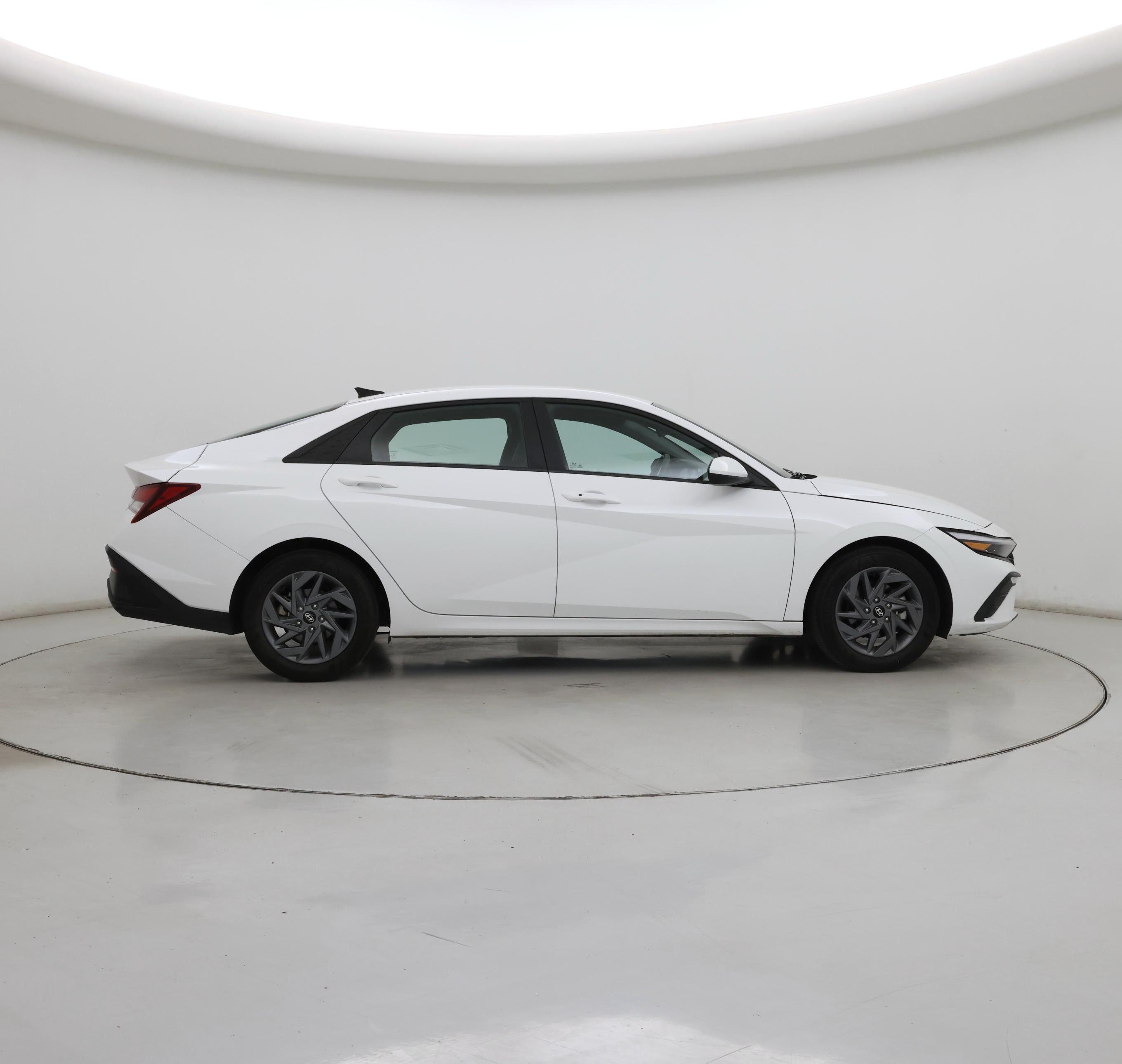 Thumbnail: 2024 Hyundai Elantra - 7
