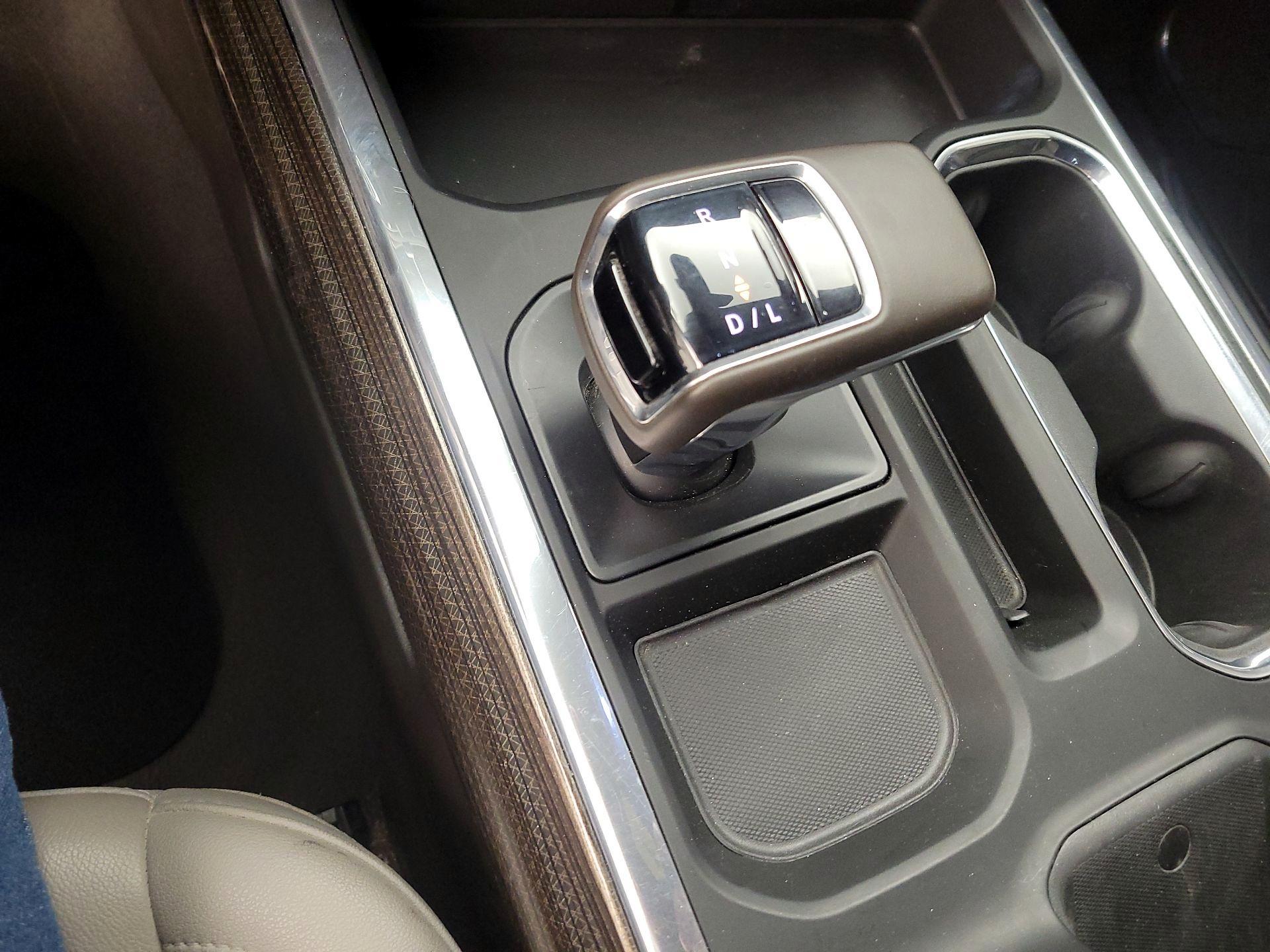 Thumbnail: 2025 Chevrolet Silverado 1500 - 15