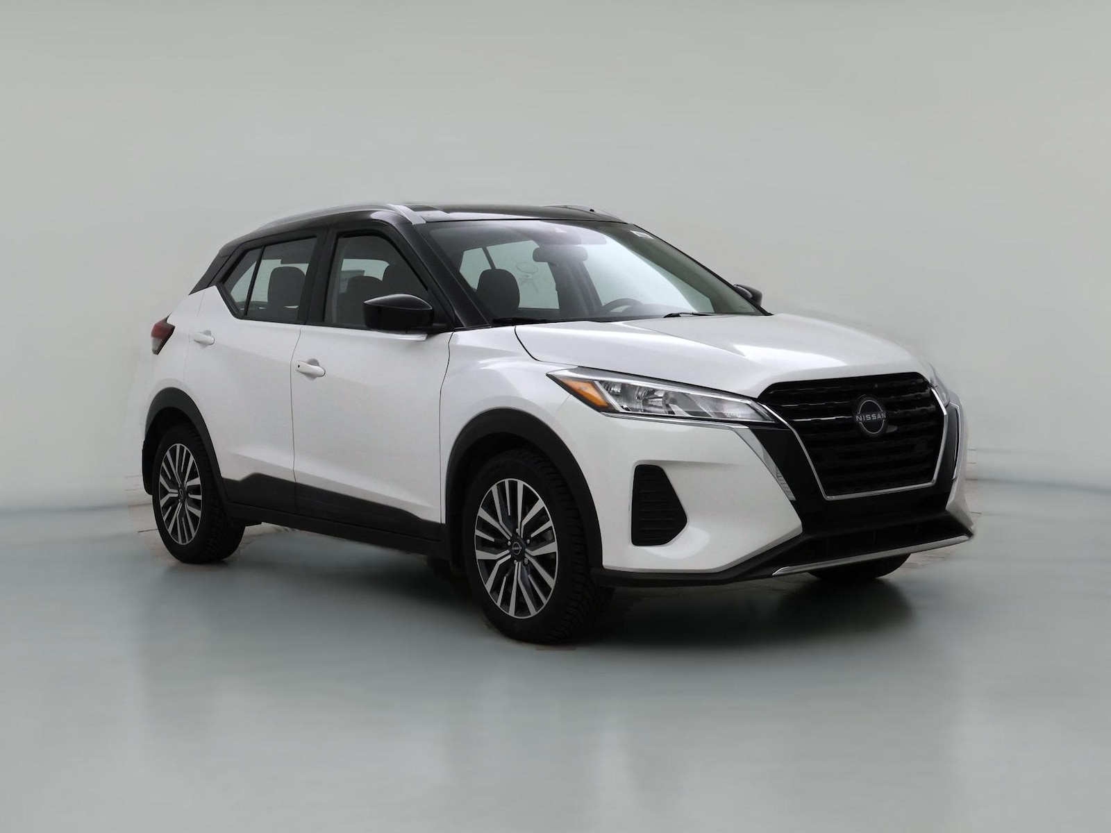 2023 Nissan Kicks SV - Photo 1
