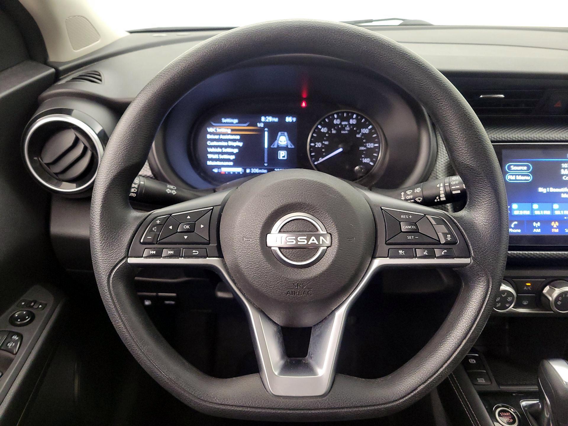 Thumbnail: 2023 Nissan Kicks - 10