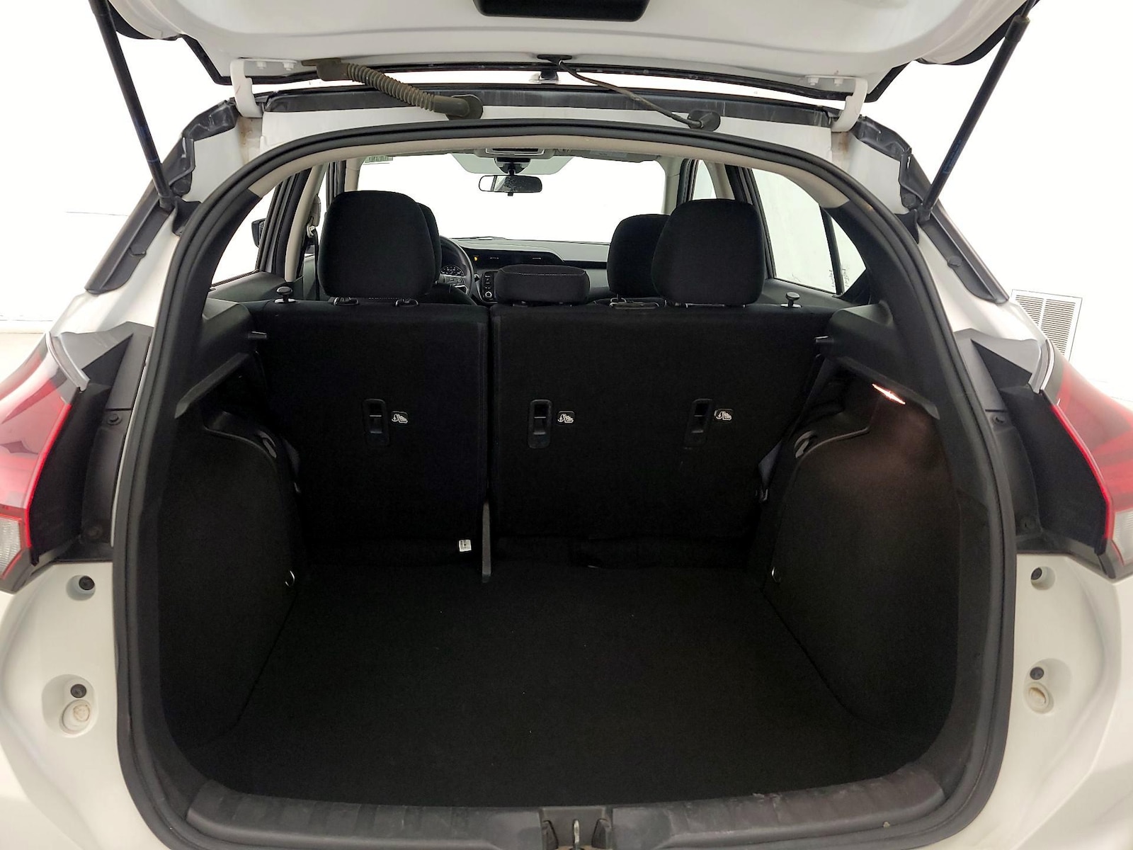 2023 Nissan Kicks SV - Photo 20