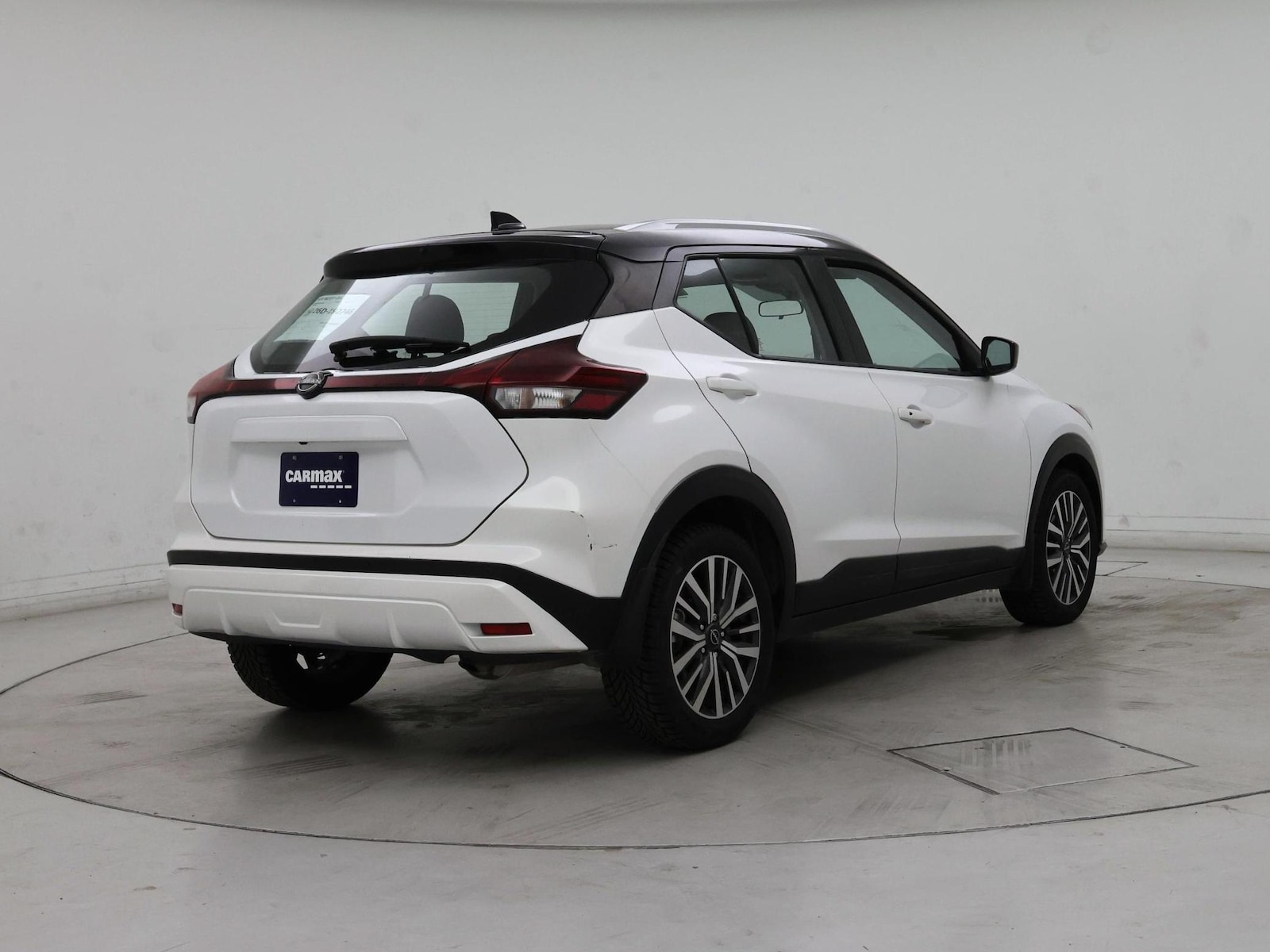 2023 Nissan Kicks SV - Photo 9