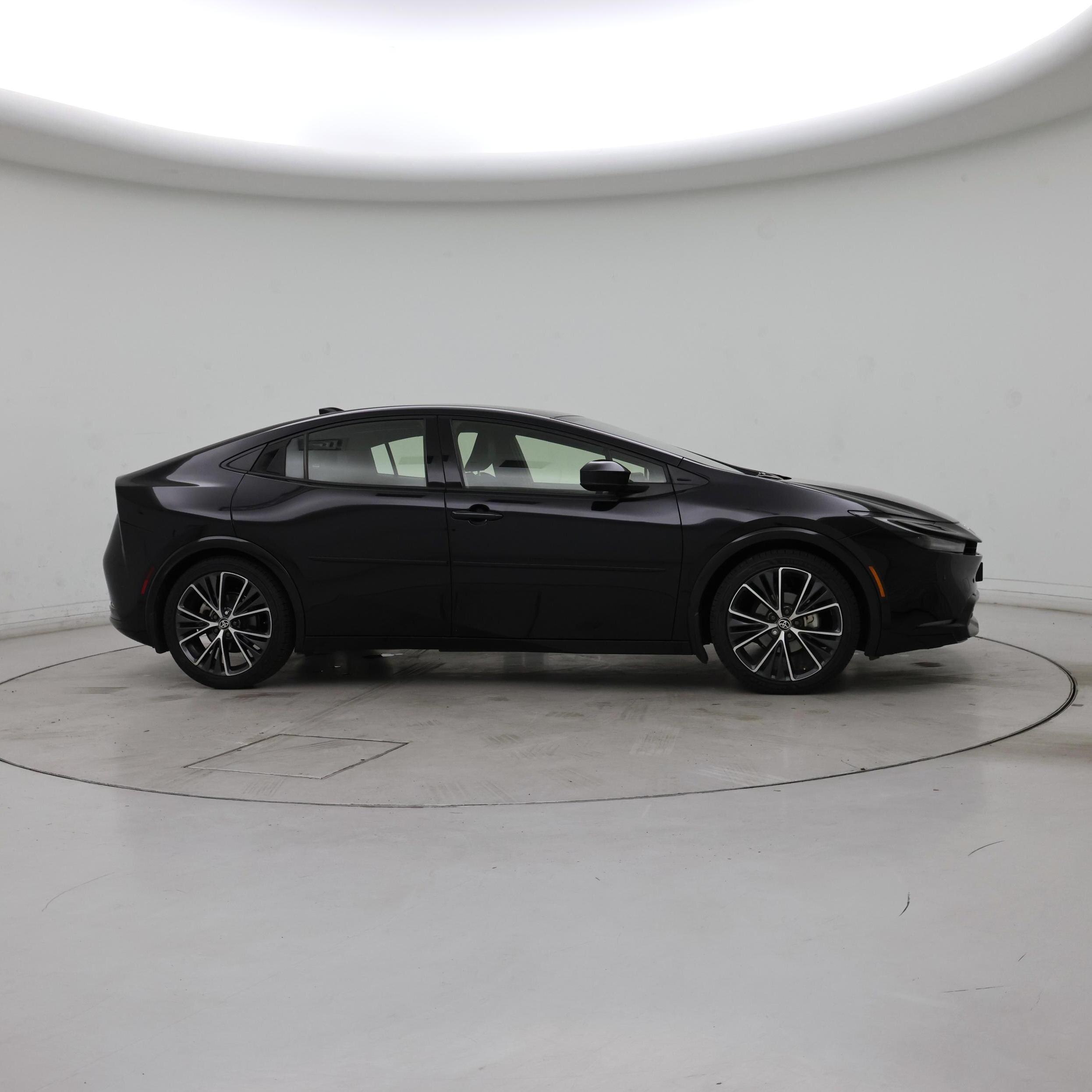 Thumbnail: 2024 Toyota Prius - 7