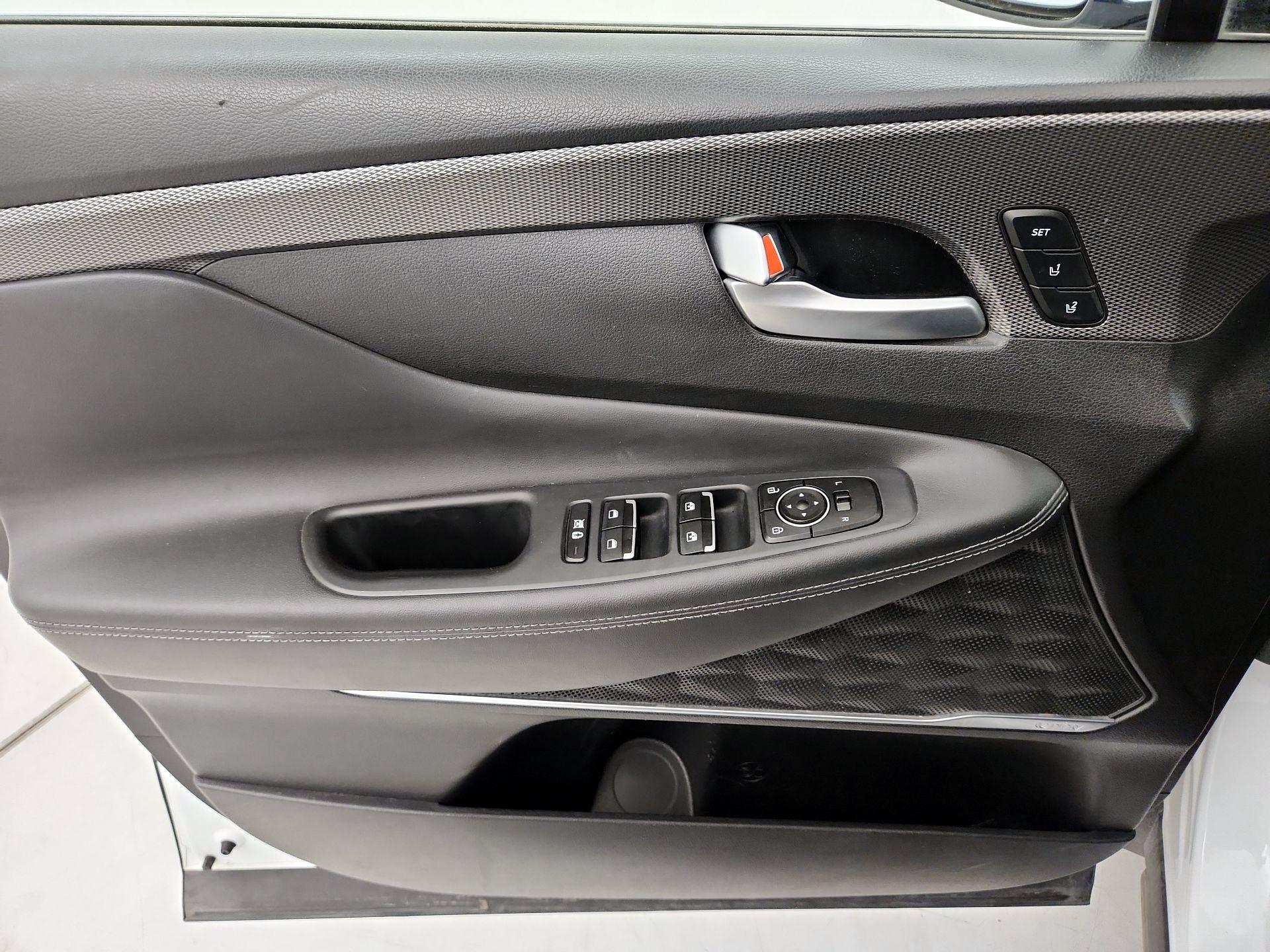 Thumbnail: 2020 Hyundai Santa Fe - 12