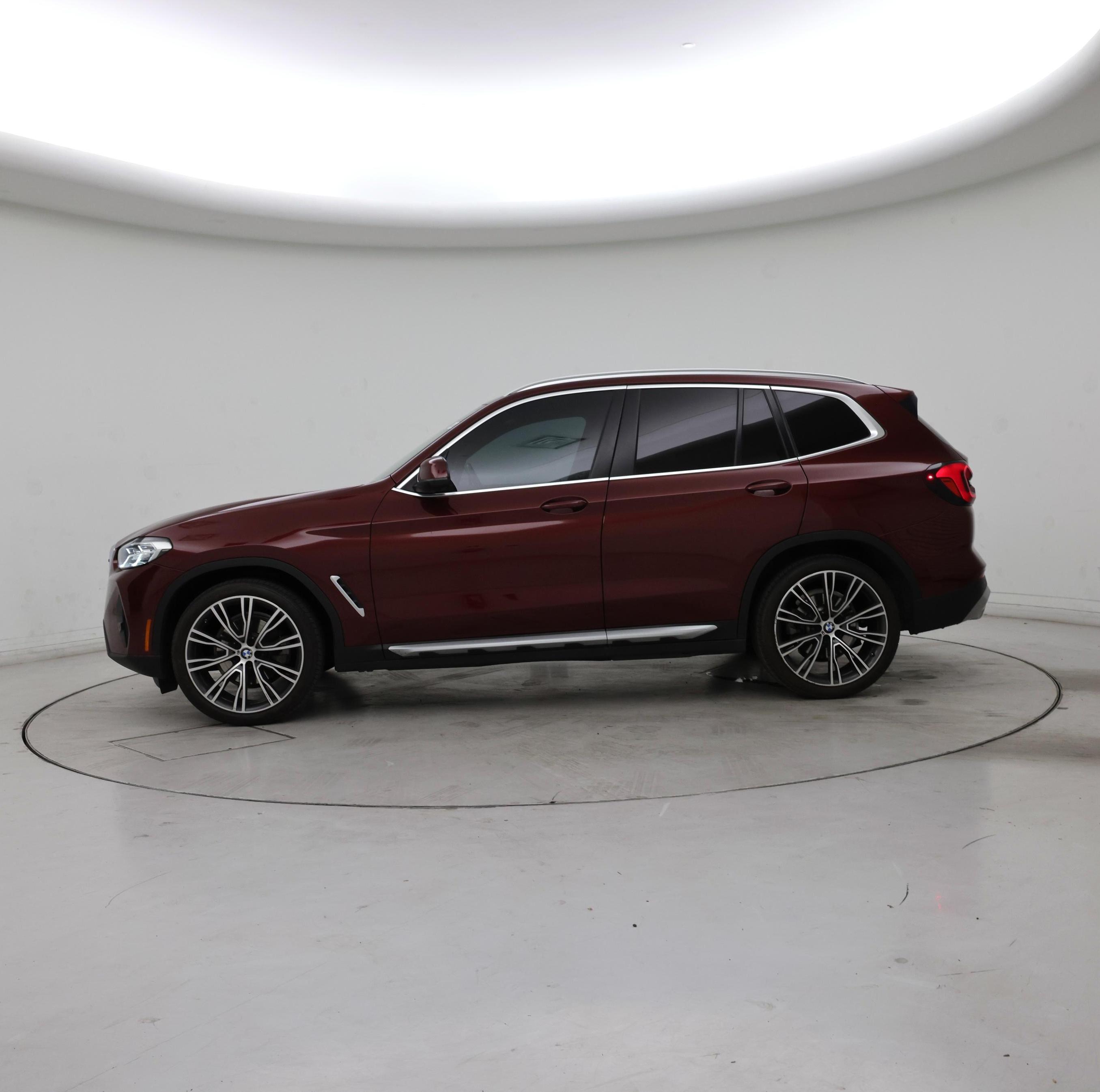 Thumbnail: 2022 BMW X3 - 3
