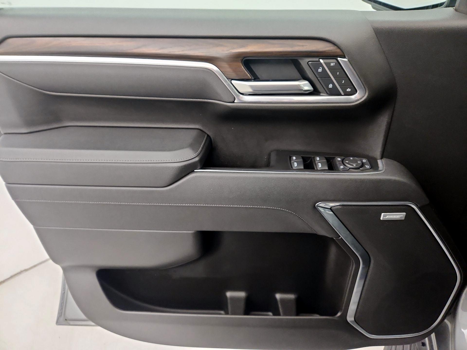 Thumbnail: 2025 GMC Sierra 1500 - 12